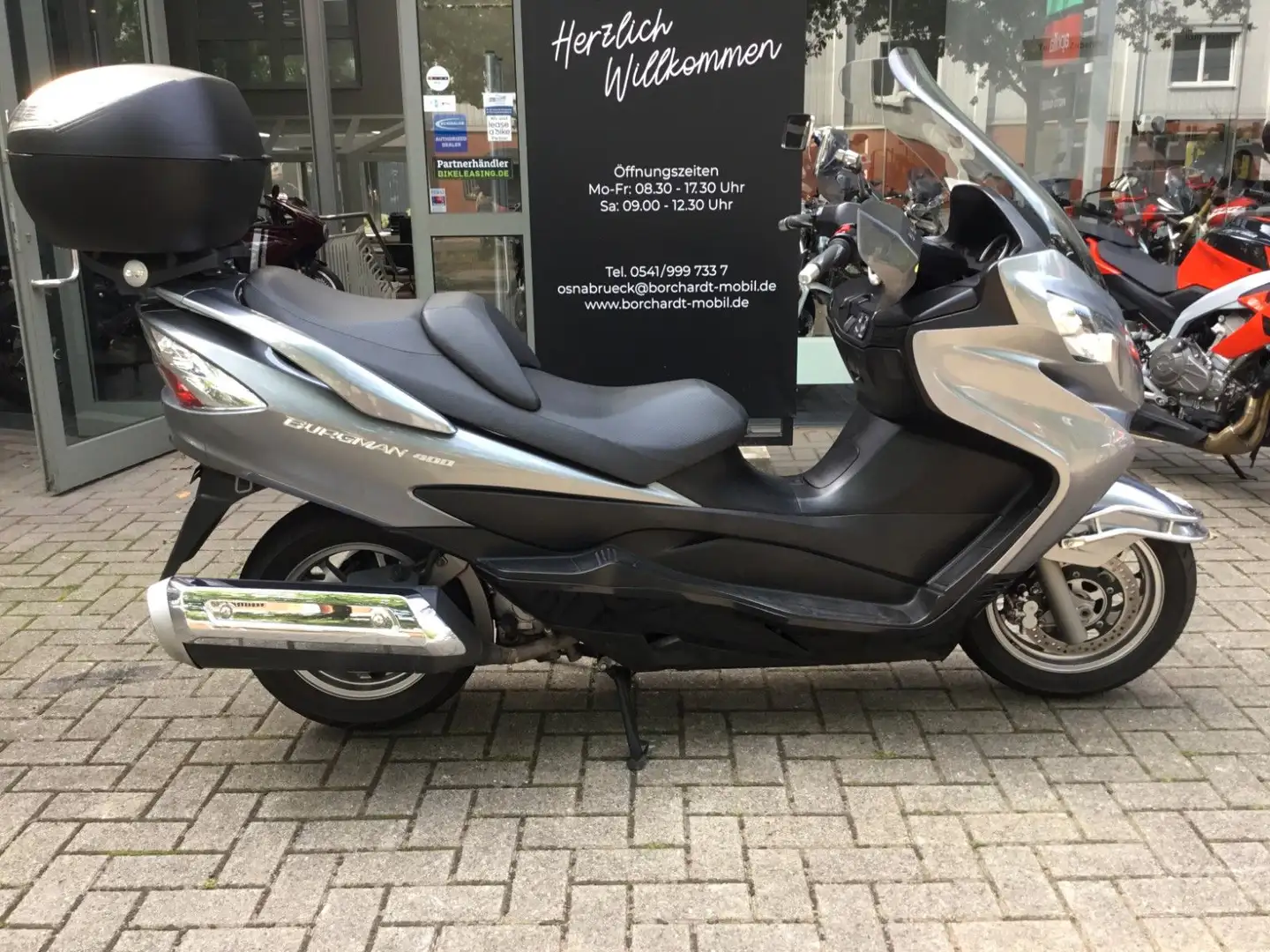 Suzuki AN 400 Burgmann, hohe Scheibe,  33 PS Argent - 2
