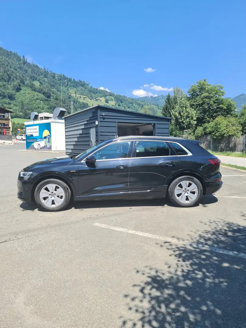 Audi e-tron 50 quattro 71kWh Business - 2