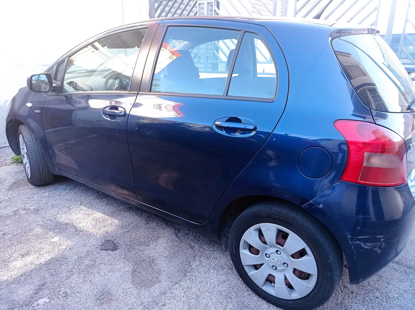 Toyota Yaris Yaris 5p 1.4 d-4d Sol Blu/Azzurro - 2