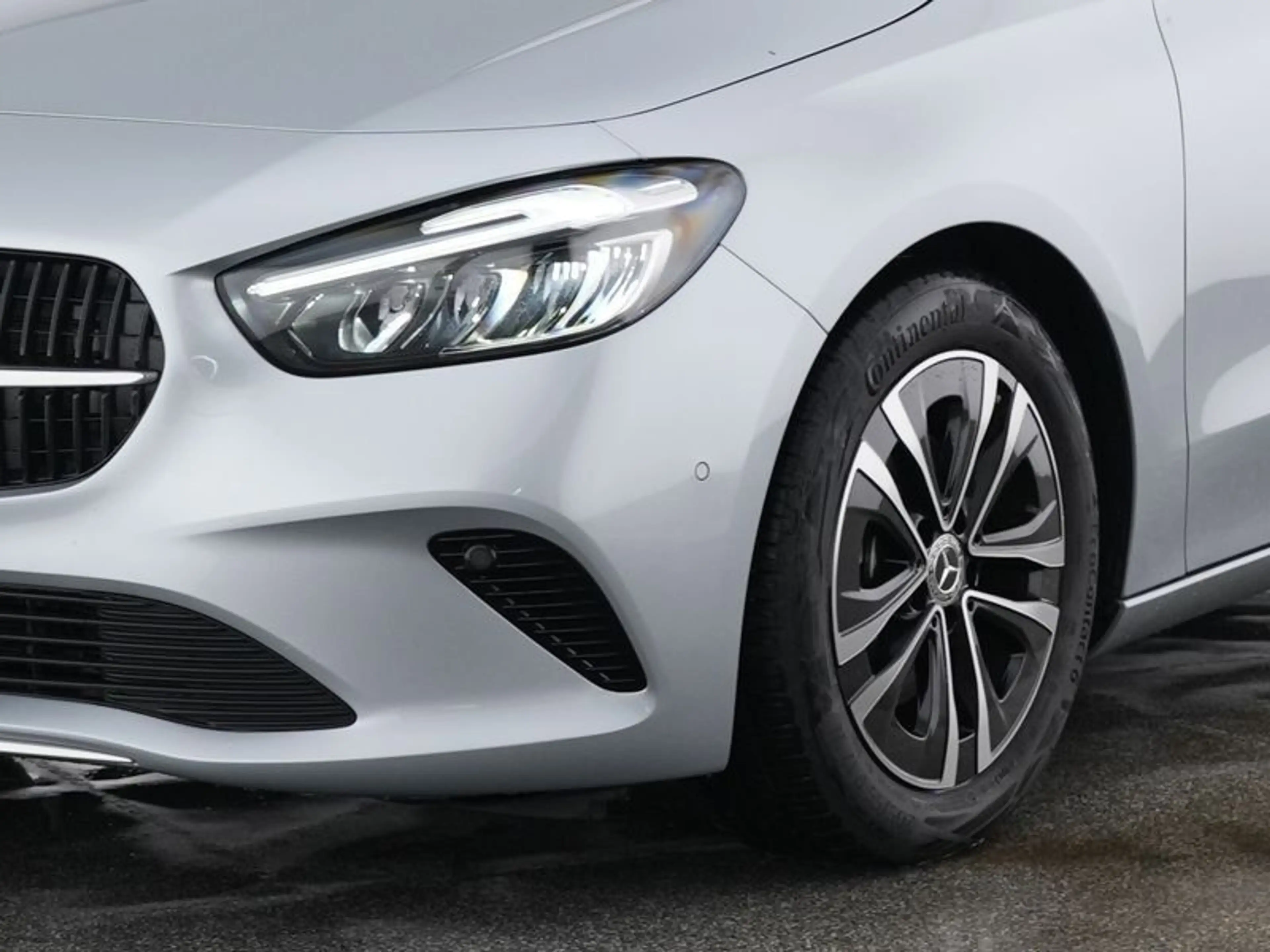 Mercedes-Benz B 180 PROGR-ADVANCED TOTW WINTER LED KAMERA VZA — photo 2
