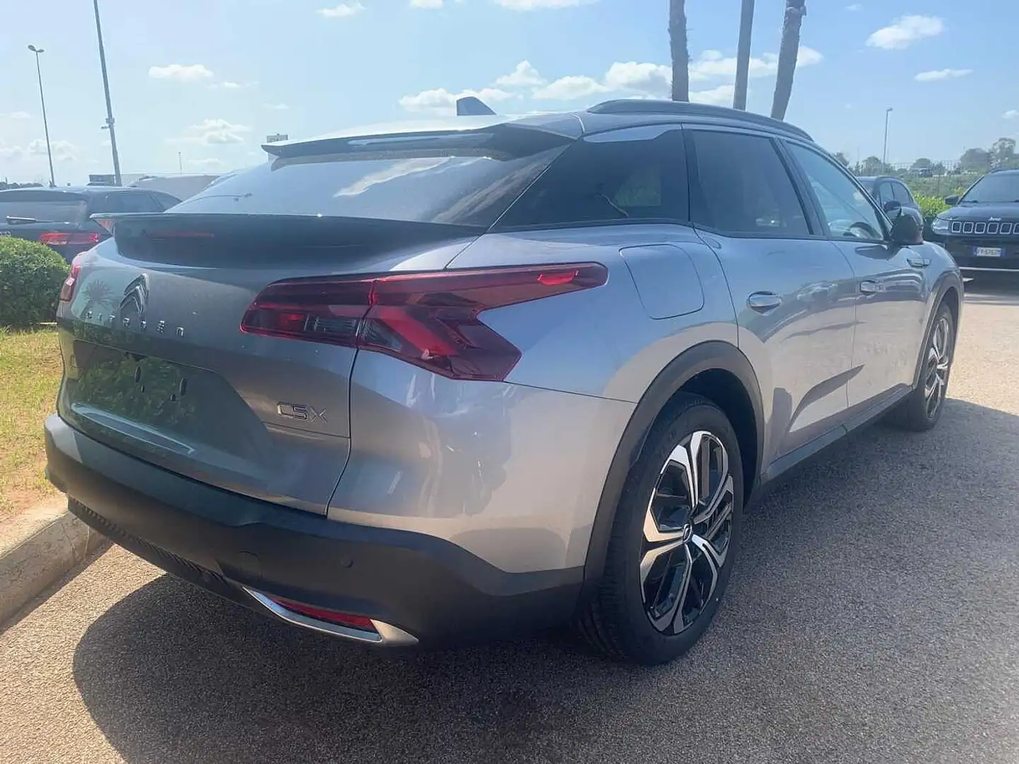 Citroen C5 X HYBRID 225 CV e-EAT8-Shine Grigio - 2