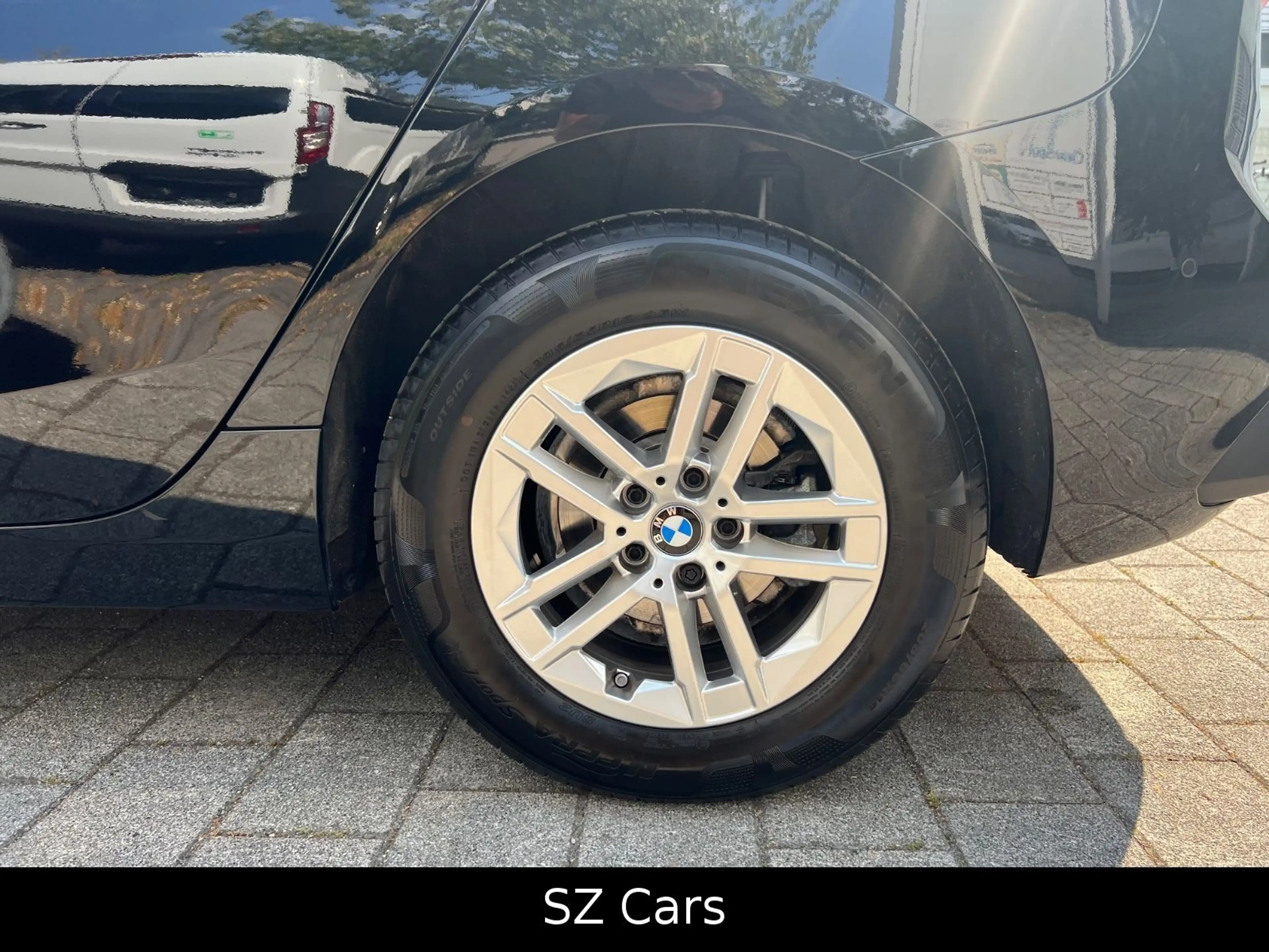 BMW 216 i Active Tourer* — photo 12
