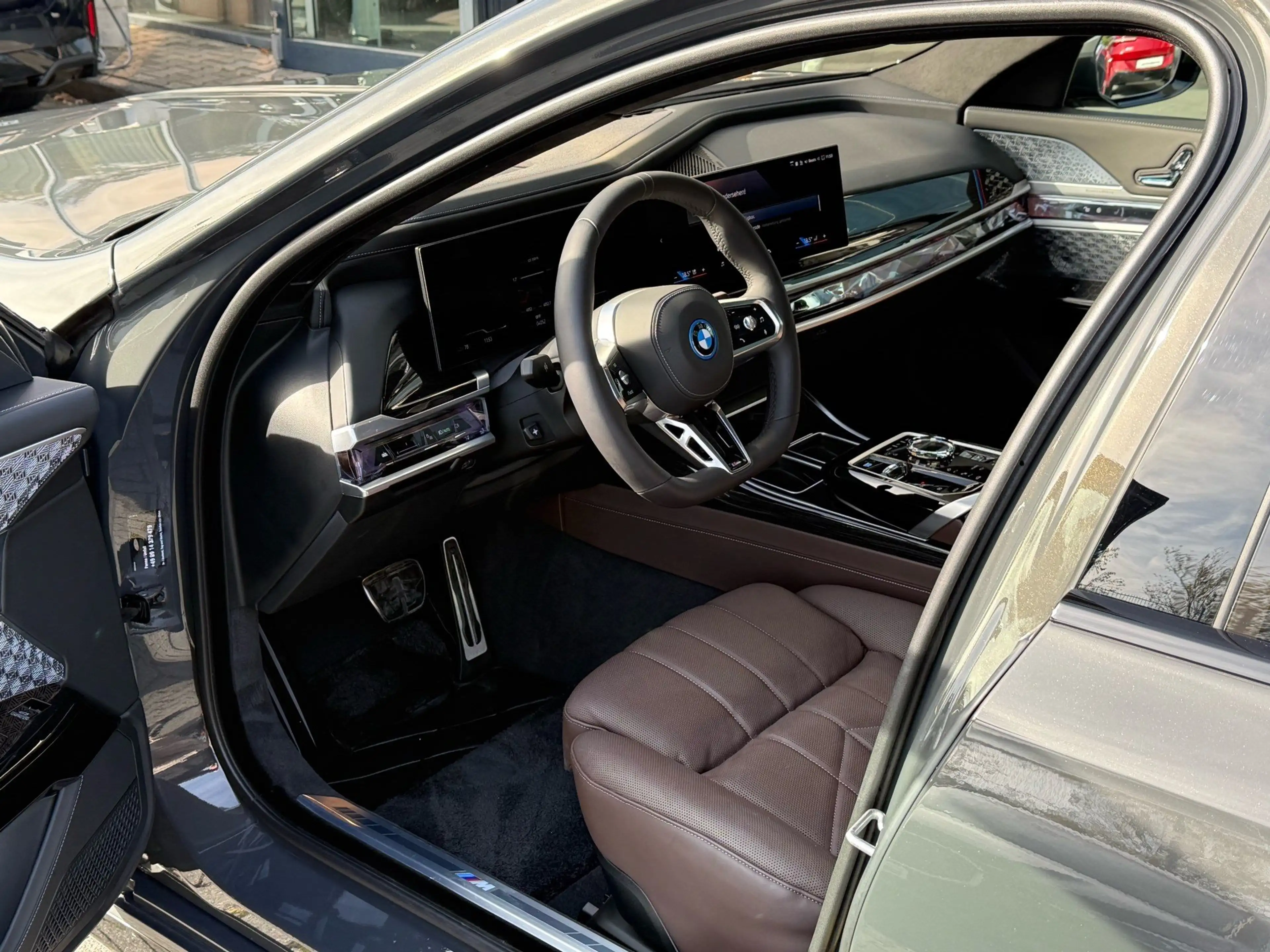 BMW i7 xDrive60 M Sport //ExecutiveLoungeSeating uvm. — photo 5
