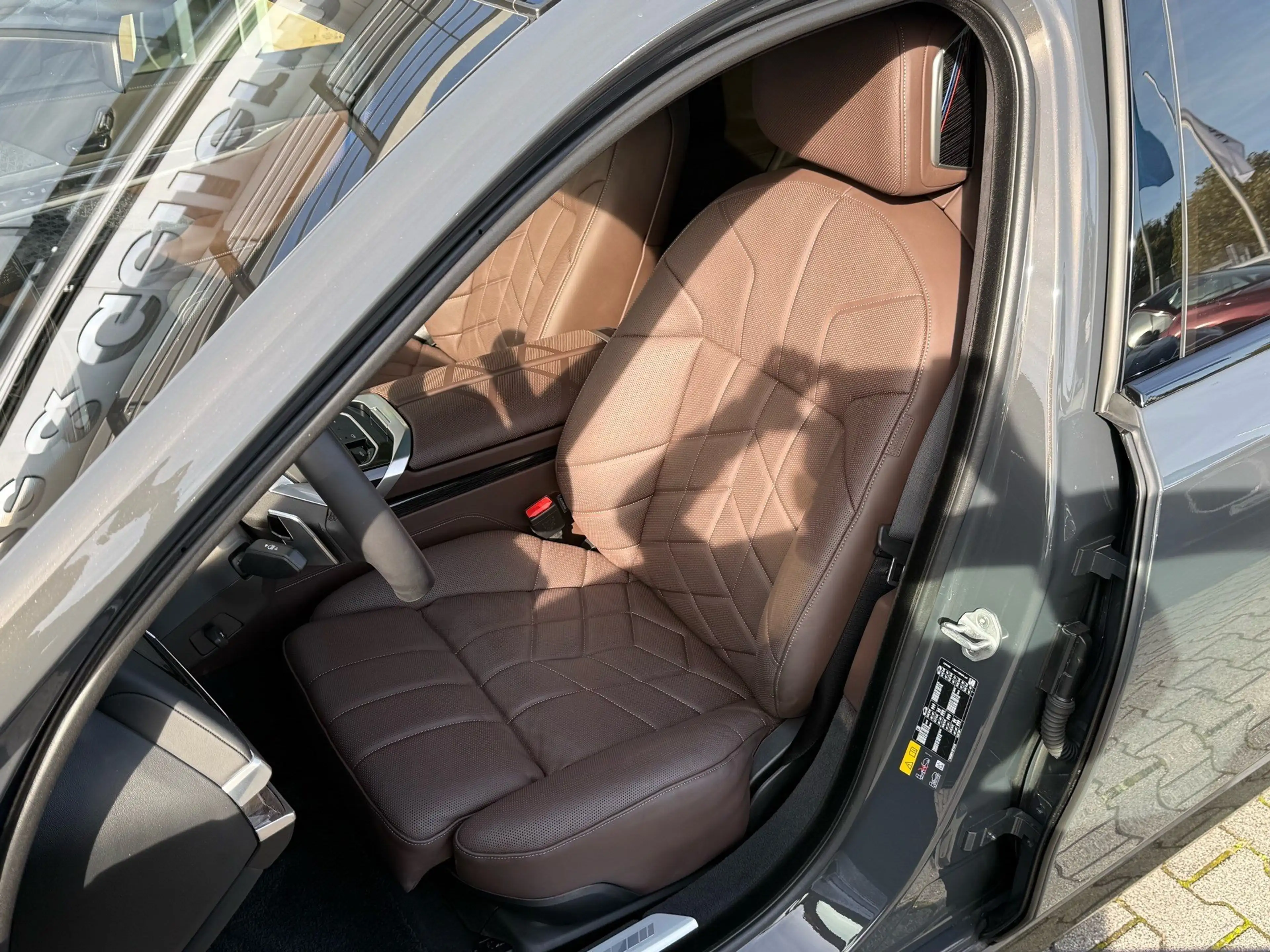 BMW i7 xDrive60 M Sport //ExecutiveLoungeSeating uvm. — photo 10