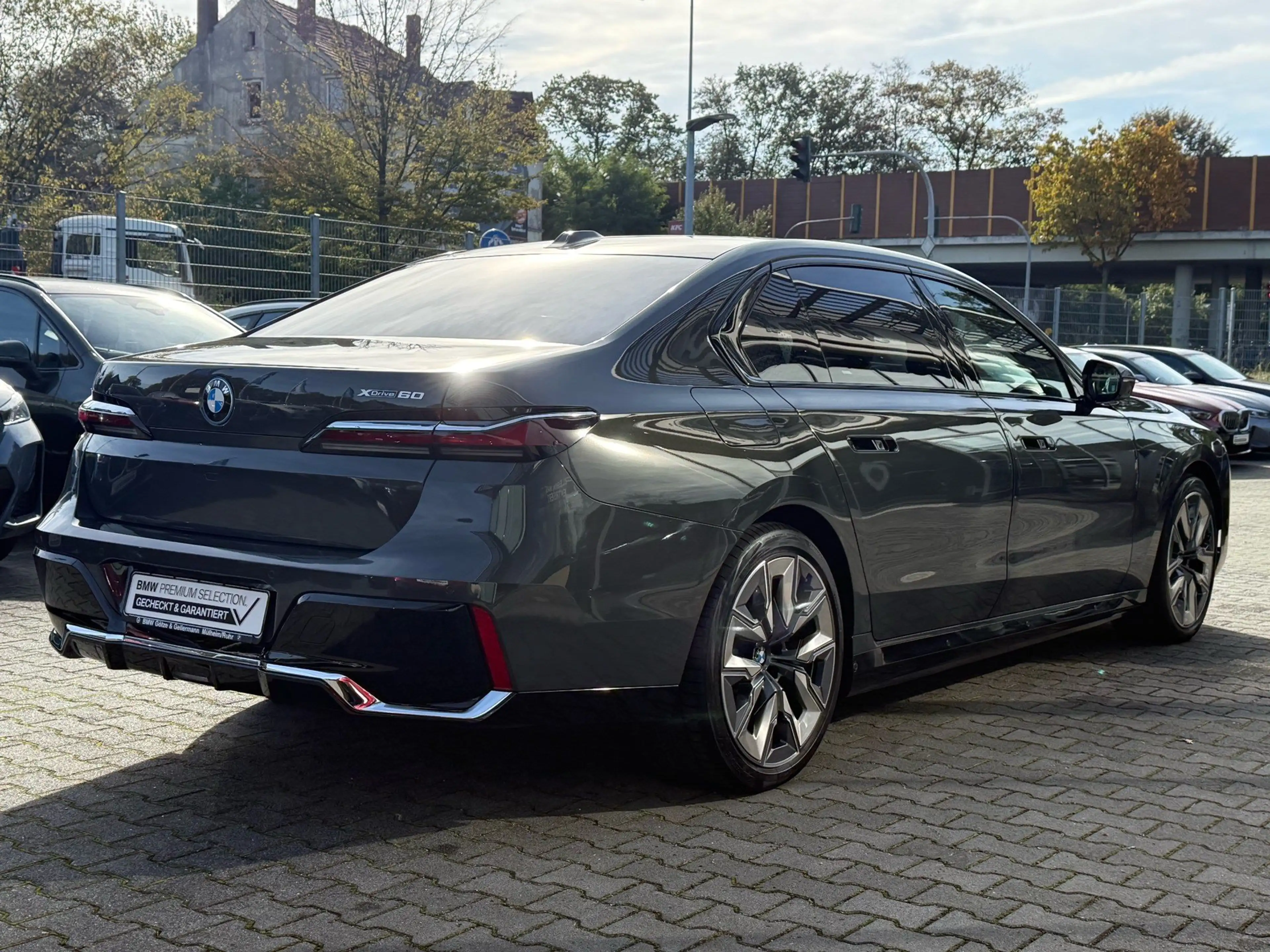 BMW i7 xDrive60 M Sport //ExecutiveLoungeSeating uvm. — photo 2