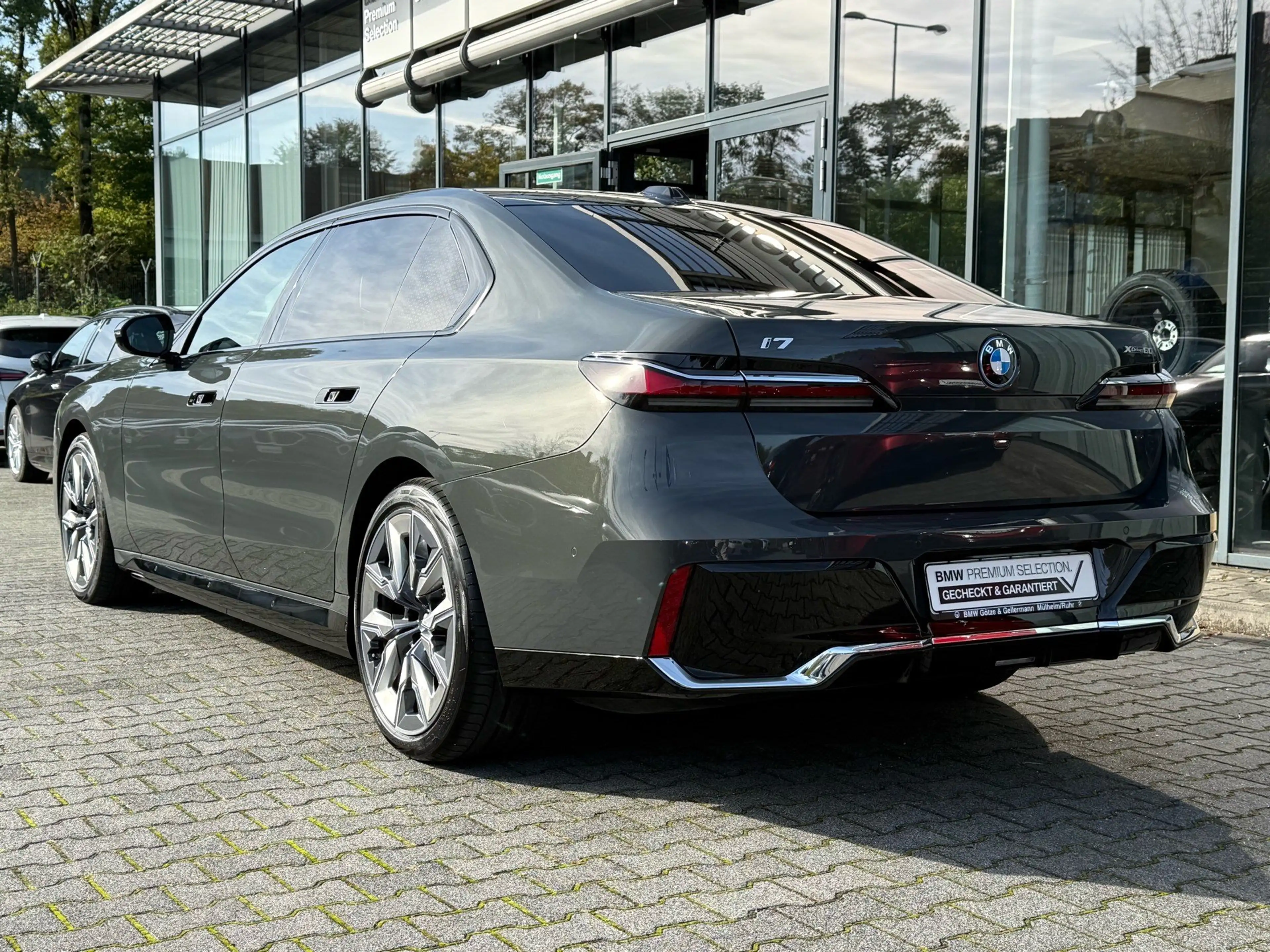 BMW i7 xDrive60 M Sport //ExecutiveLoungeSeating uvm. — photo 4