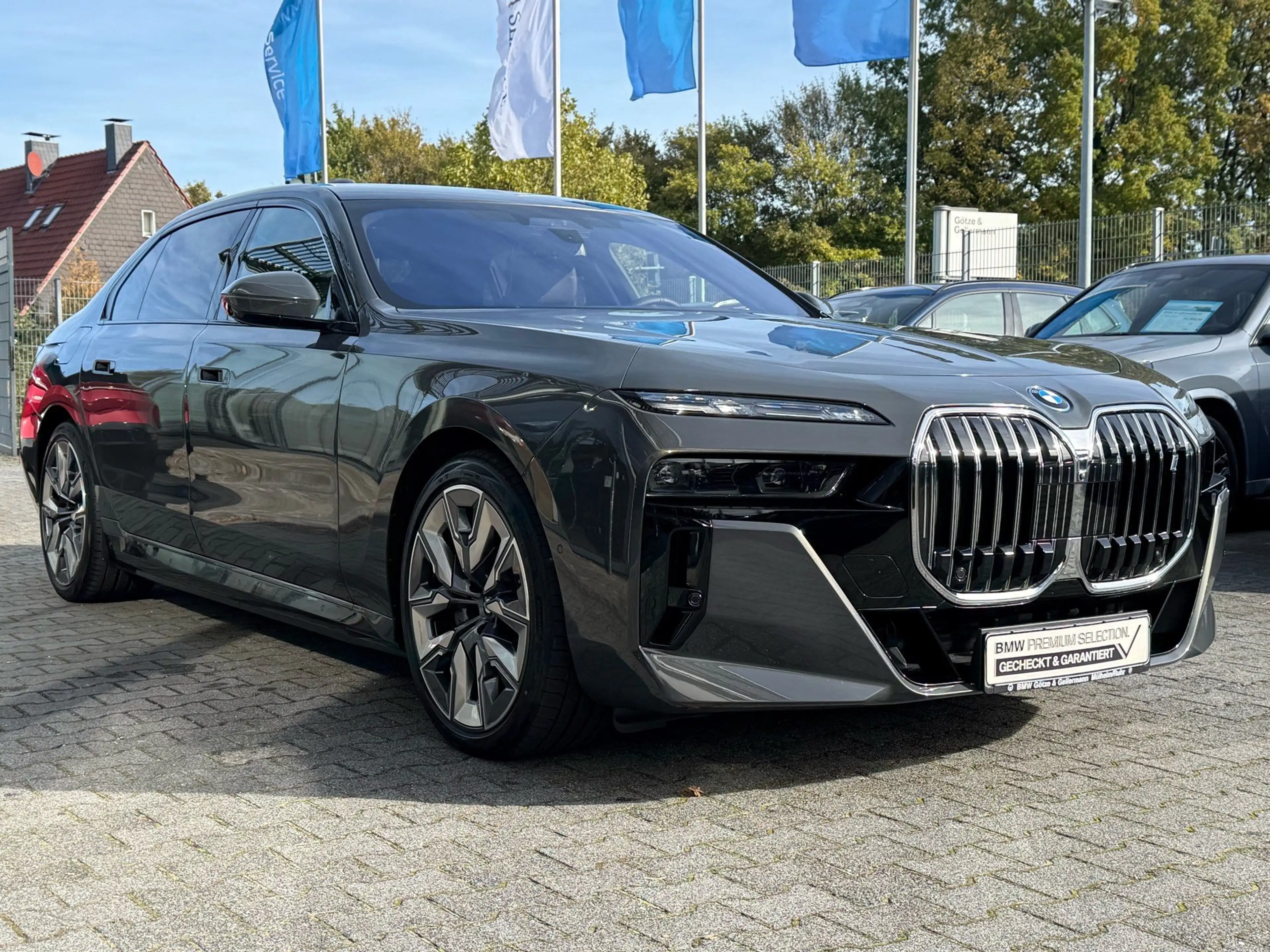 BMW i7 xDrive60 M Sport //ExecutiveLoungeSeating uvm. — photo 3
