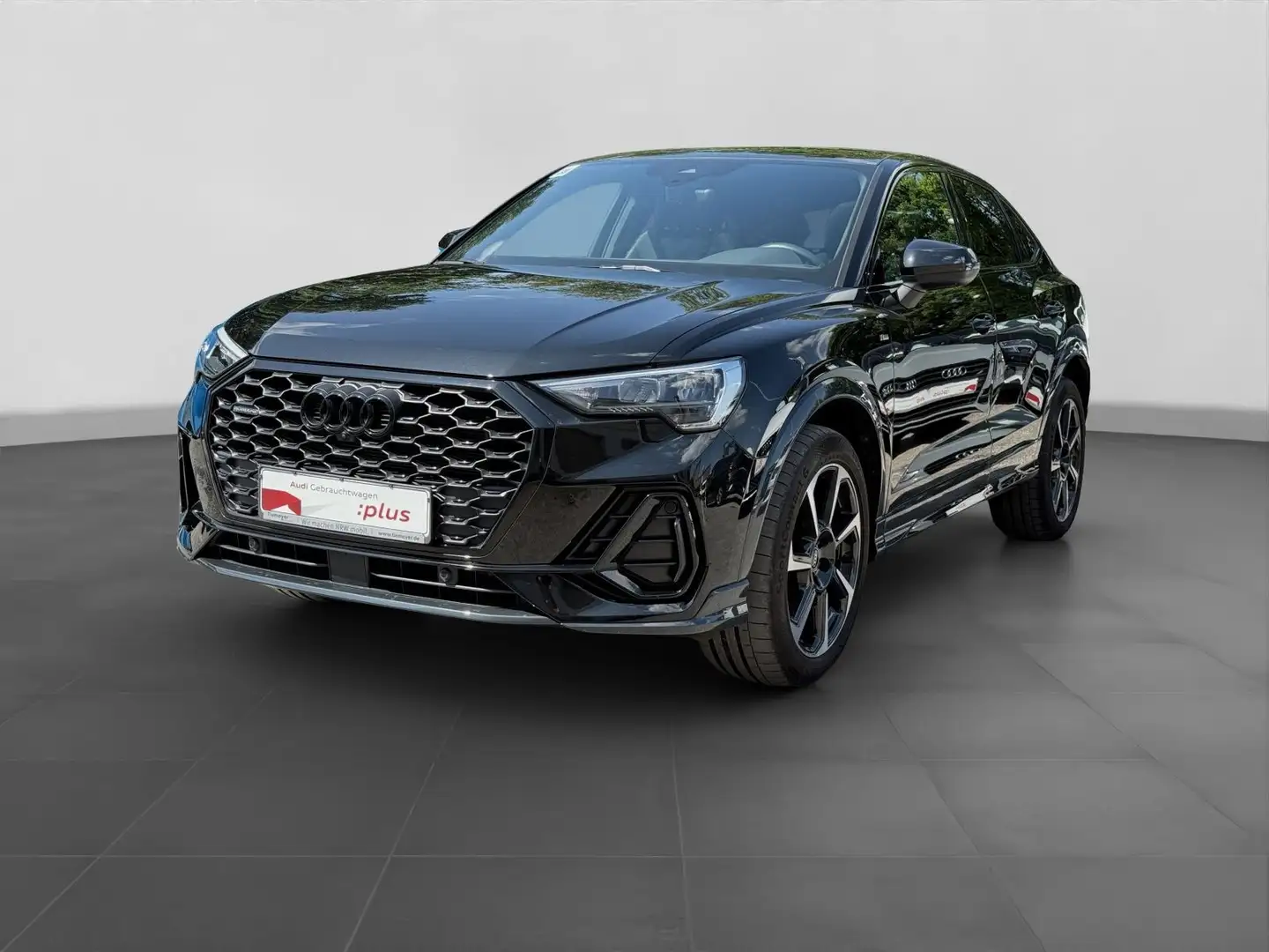 Audi Q3 40 TFSI Q 2x S LINE ROTOR19 PANO OP Schwarz - 2