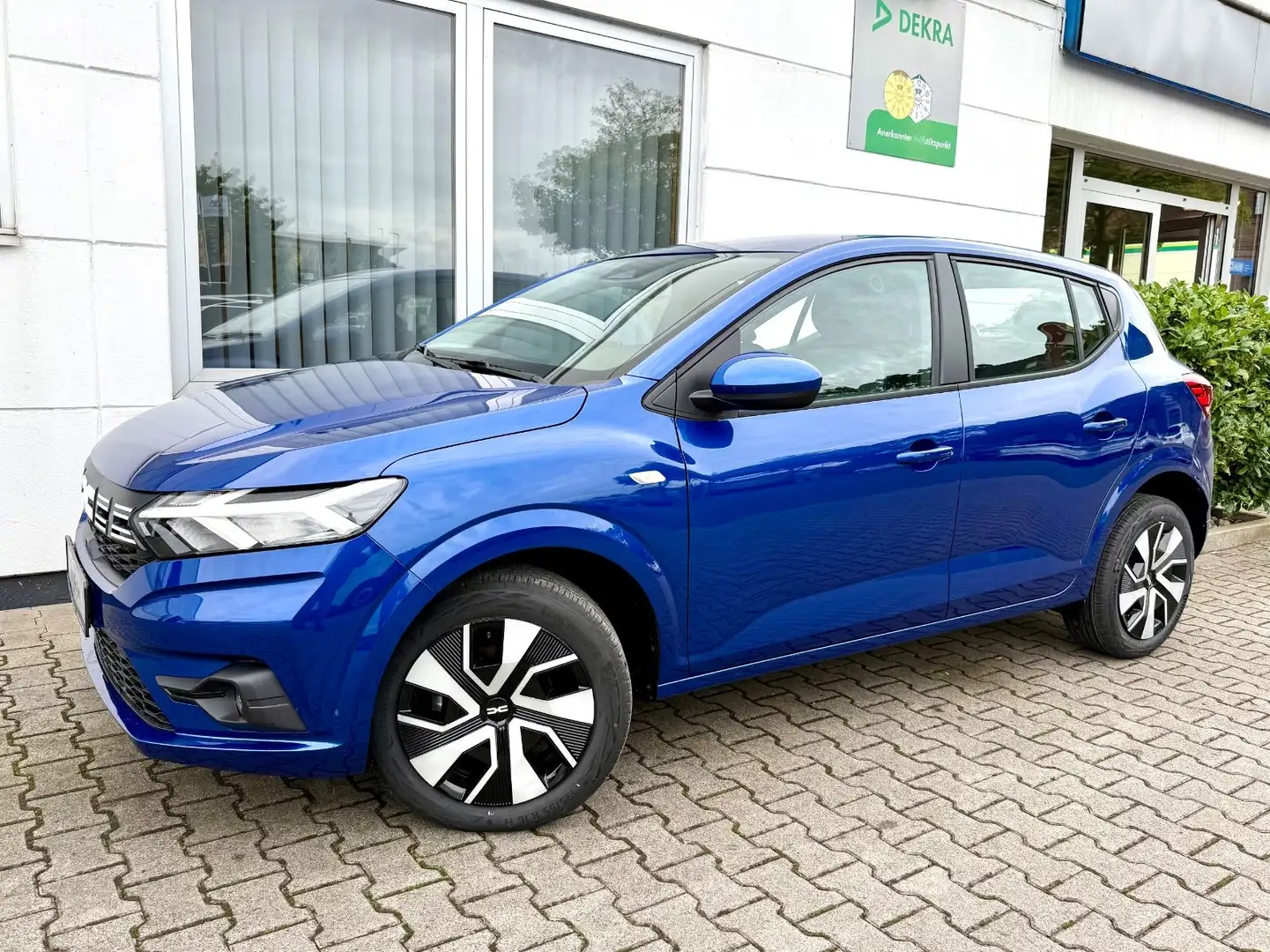 Dacia Sandero TCe 90 Expression Sitzheizung | PDC Blau - 1