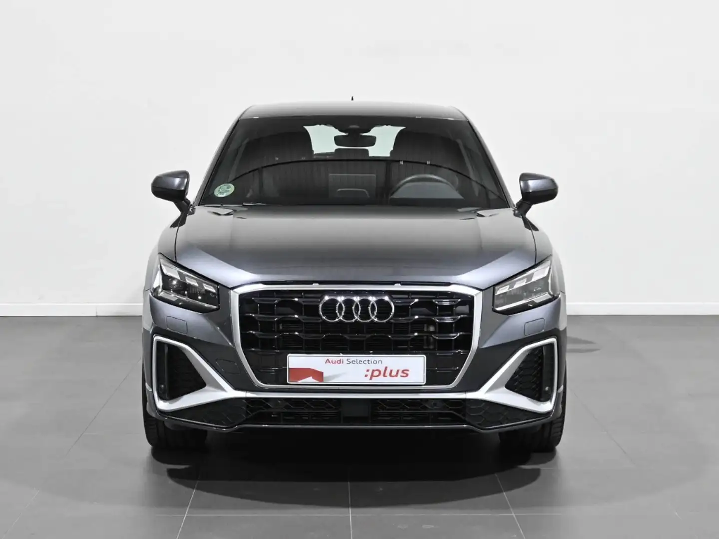 Audi Q2 35 TDI Adrenalin S tronic 110kW Gris - 2