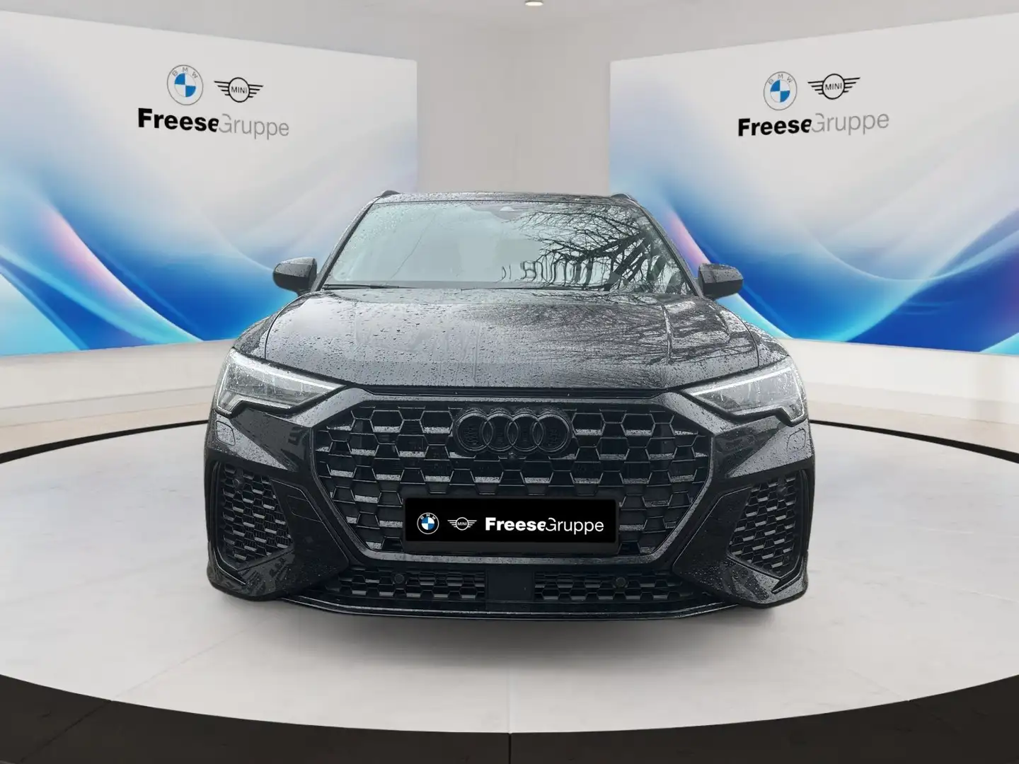 Audi RS Q3 2.5 TFSI 2.5 TFSI quattro LED Tempomat Schwarz - 2