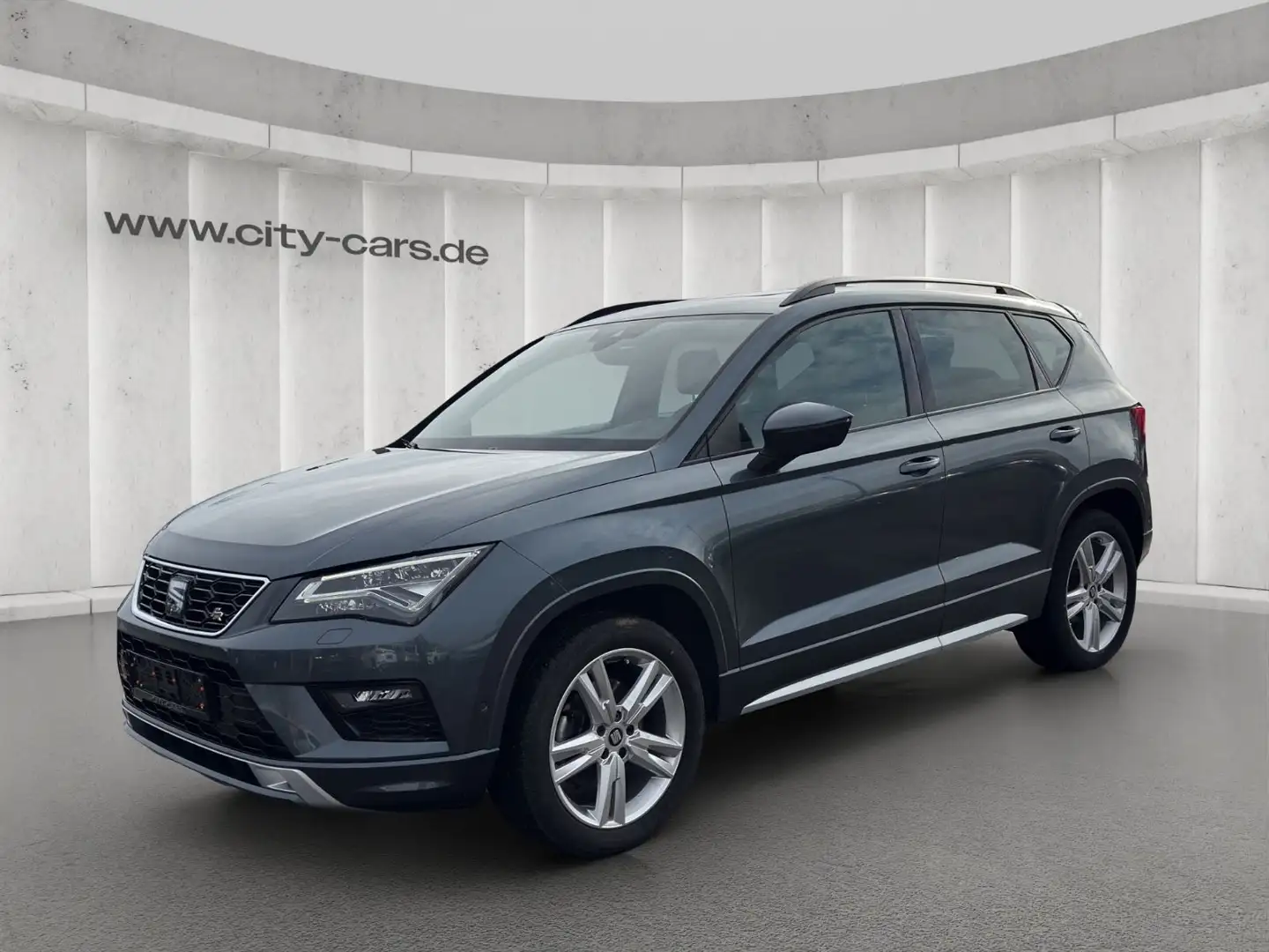SEAT Ateca FR 4Drive*Autom*Navi*Pano*Cam*AHK*LED Grau - 1