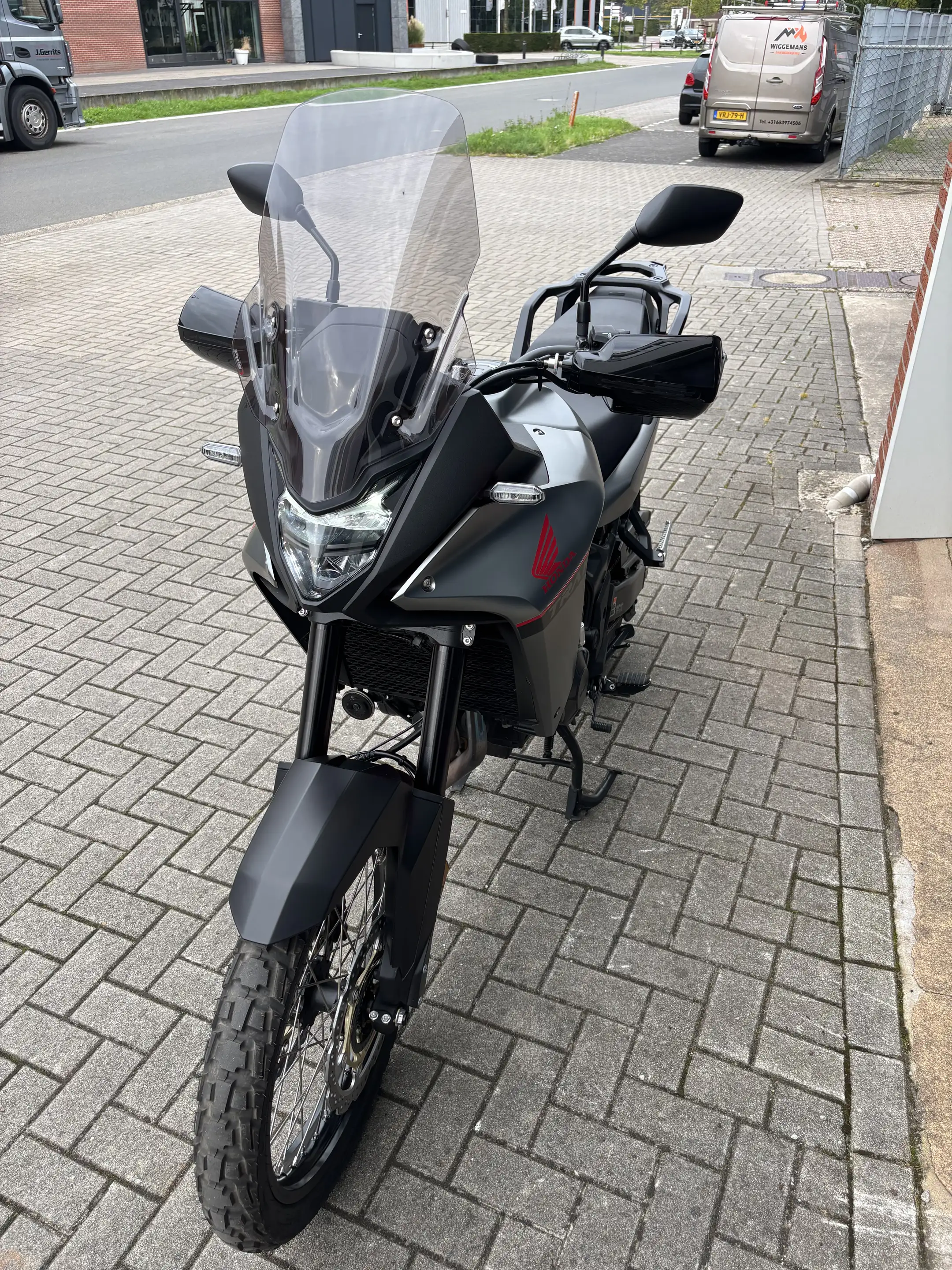 Honda XL 750 Transalp — photo 11
