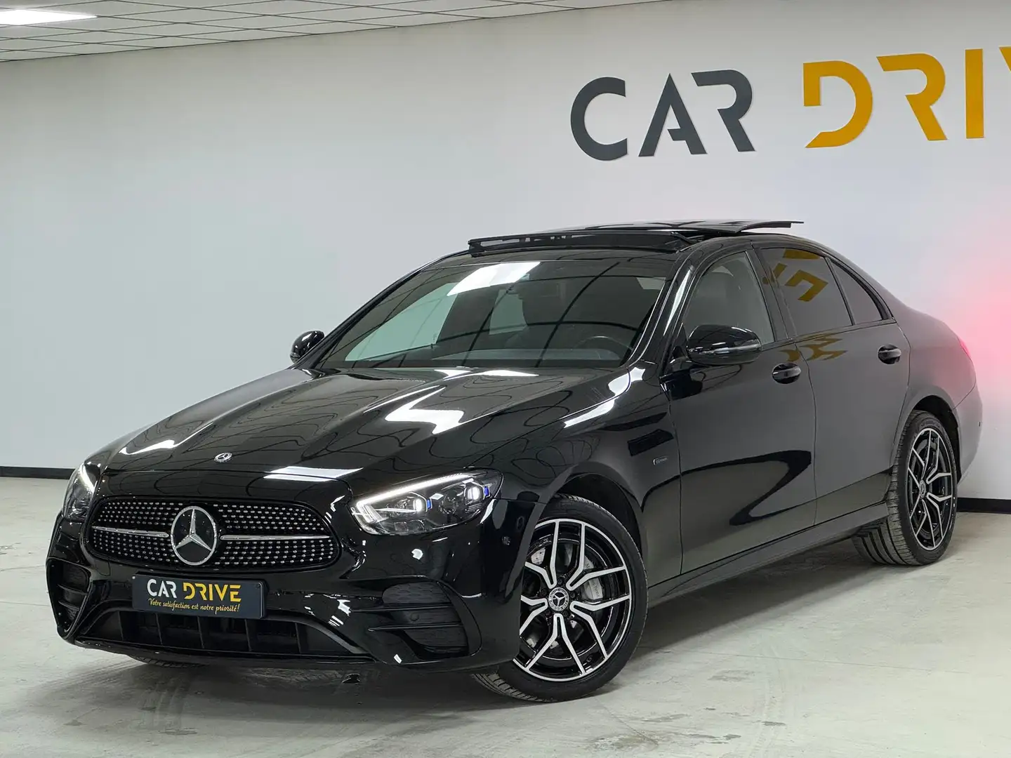 Mercedes-Benz E 300 PACK AMG 4-Matic PANO/CAPTEURS/SONO/LED MULTIBEAM Noir - 1