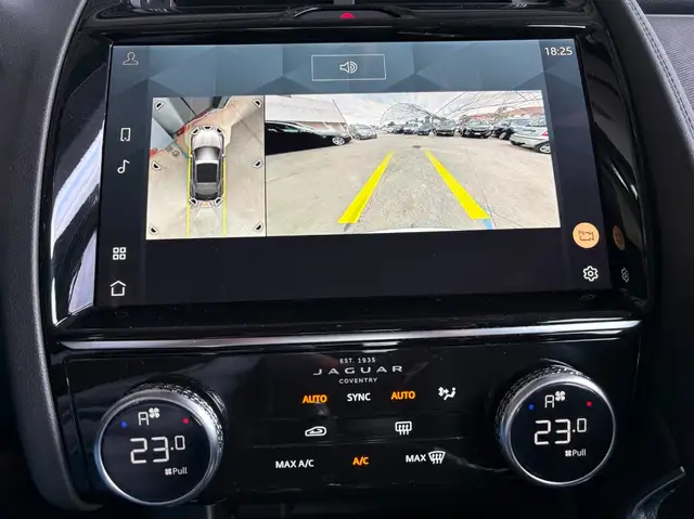 Jaguar E-Pace view 14