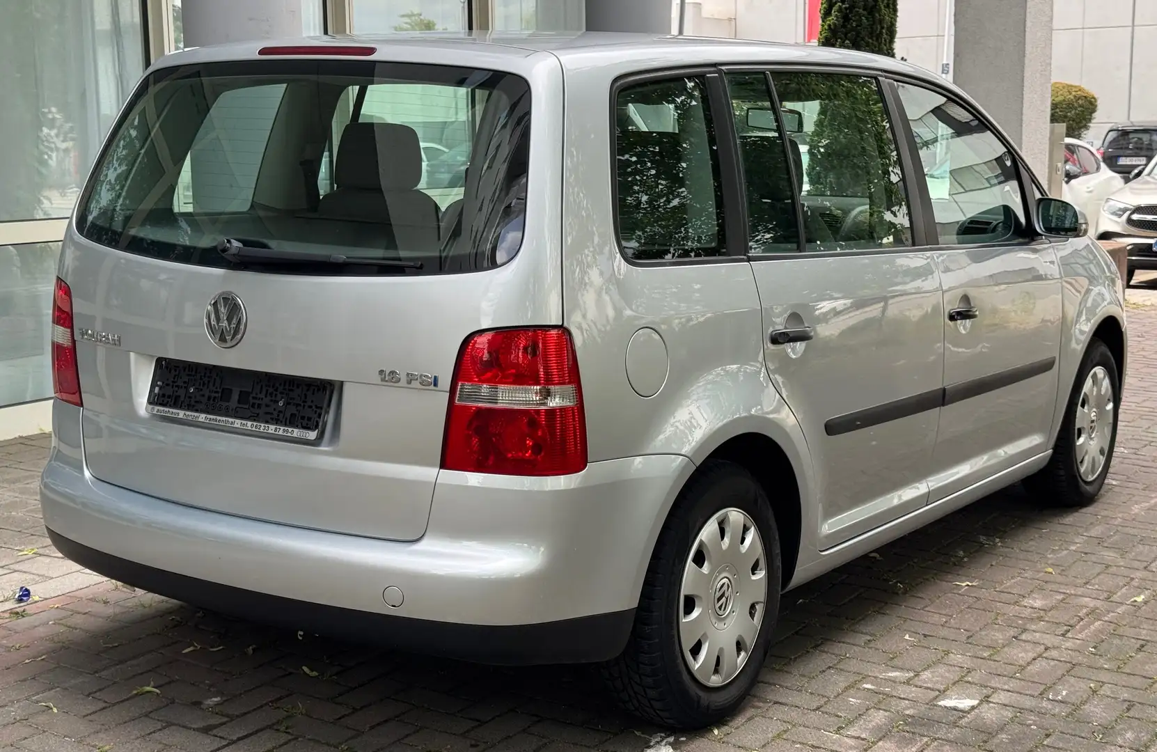 Volkswagen Touran TÜV AU NEU*KLIMA*Automatik* Silber - 2