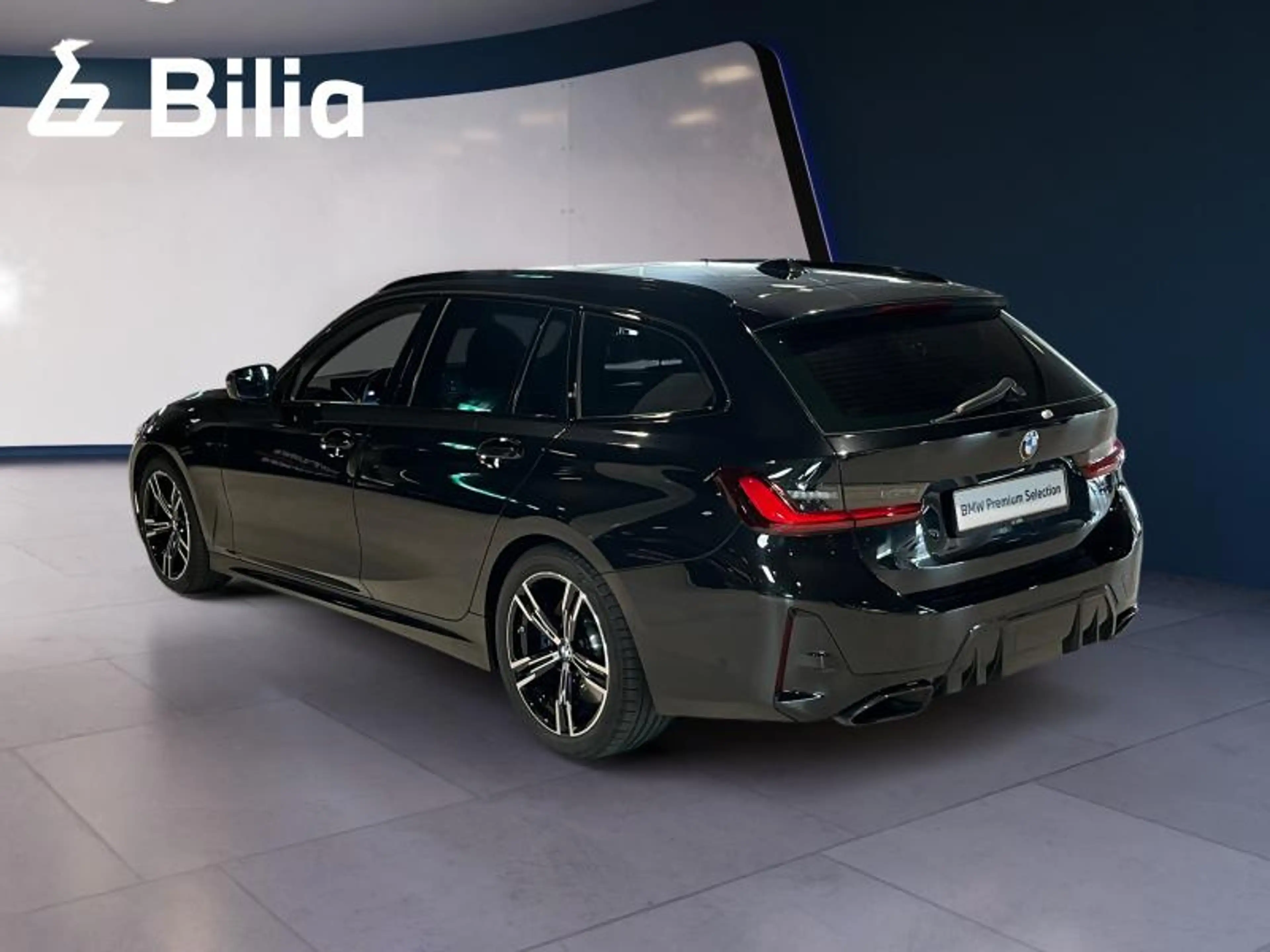 BMW 340 M340d xDrive Touring — photo 6