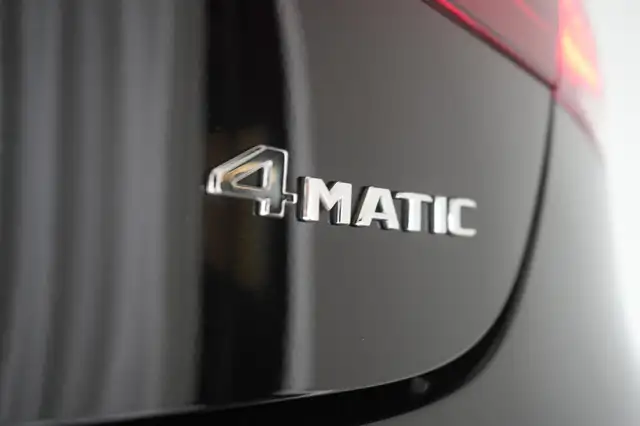 Mercedes-Benz GLC view 29