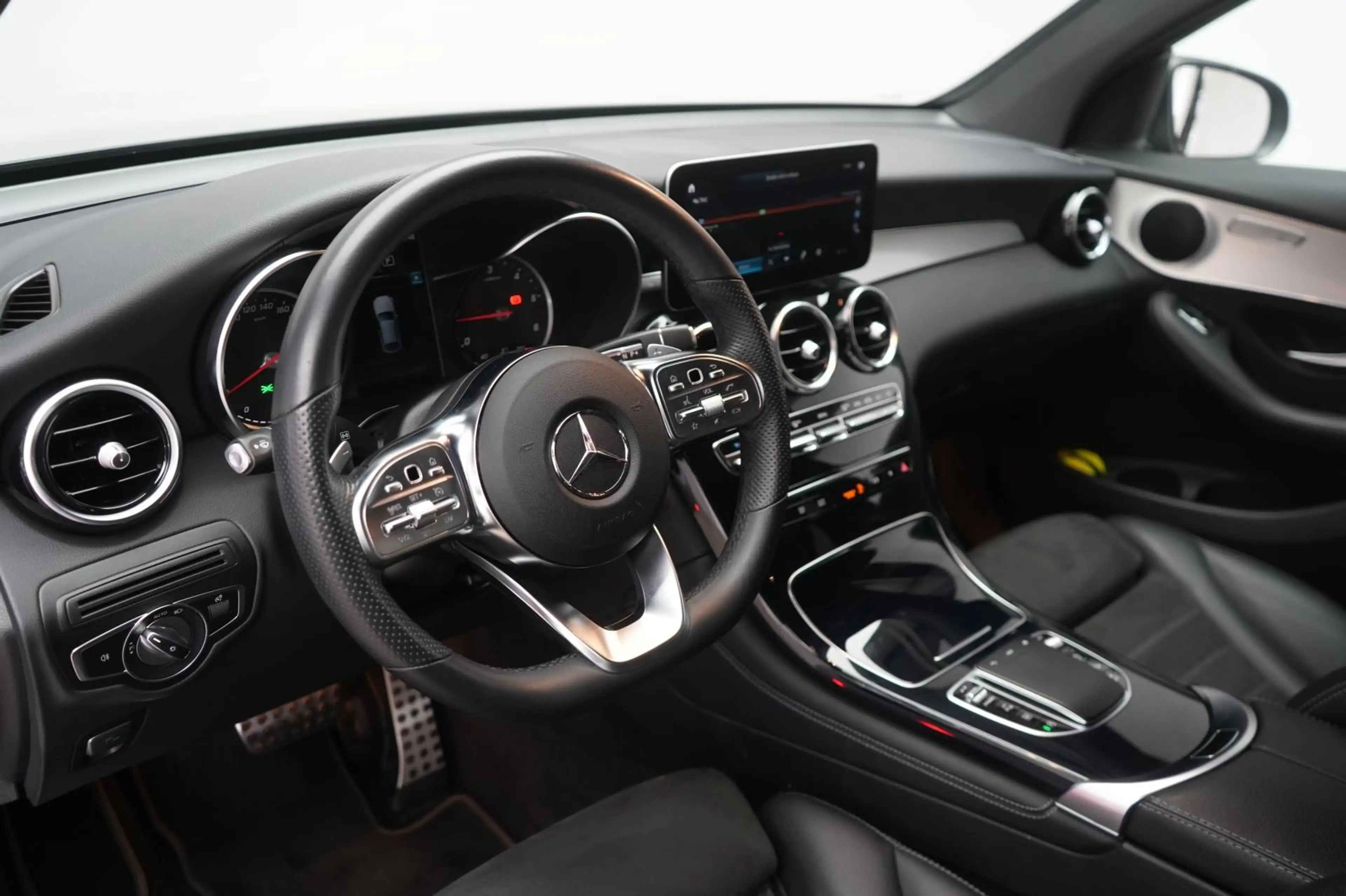 Mercedes-Benz GLC 220 d 4Matic 9G-Tronic AMG CarPlay/Temp/Kame — photo 11
