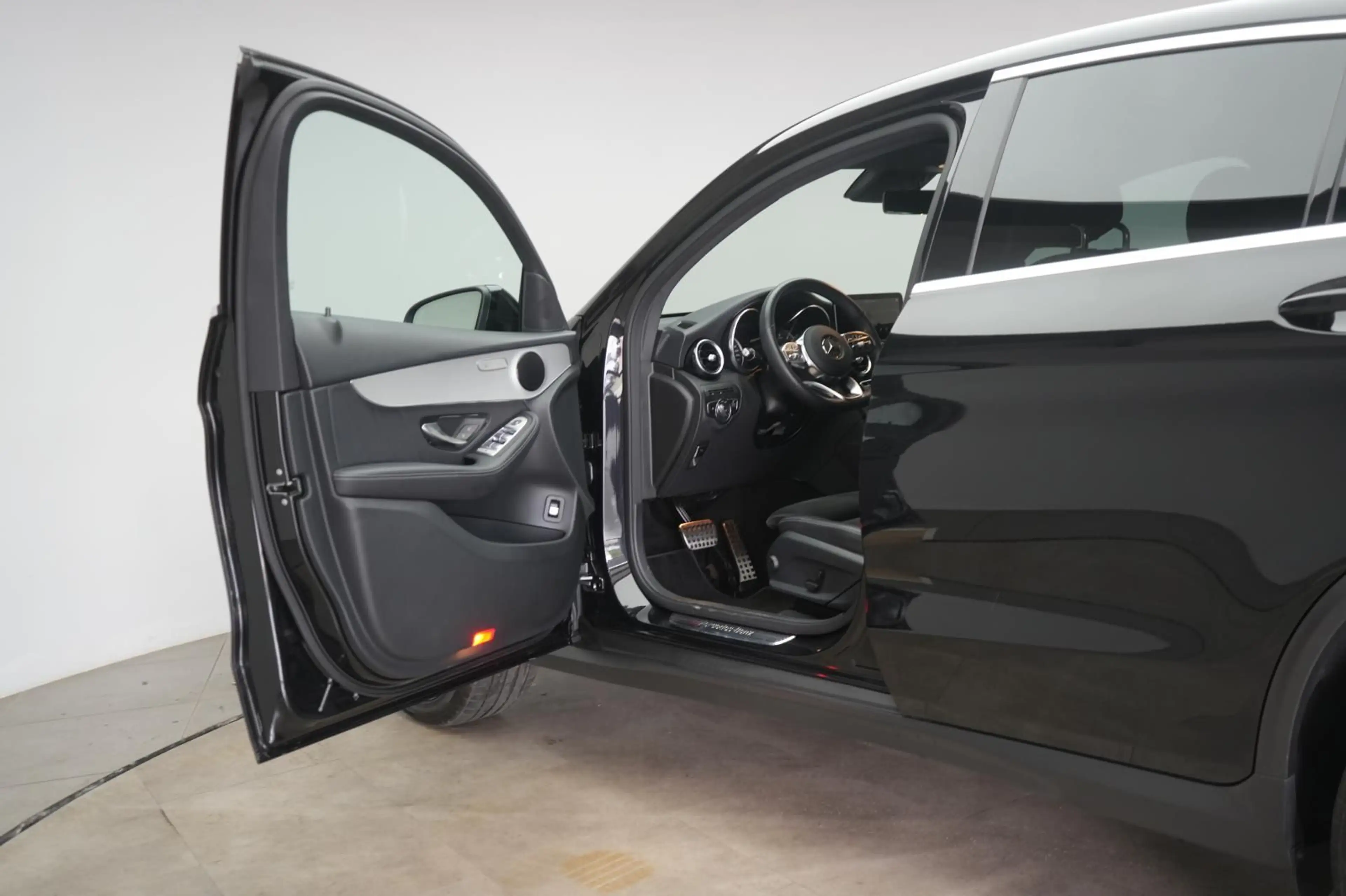 Mercedes-Benz GLC 220 d 4Matic 9G-Tronic AMG CarPlay/Temp/Kame — photo 10
