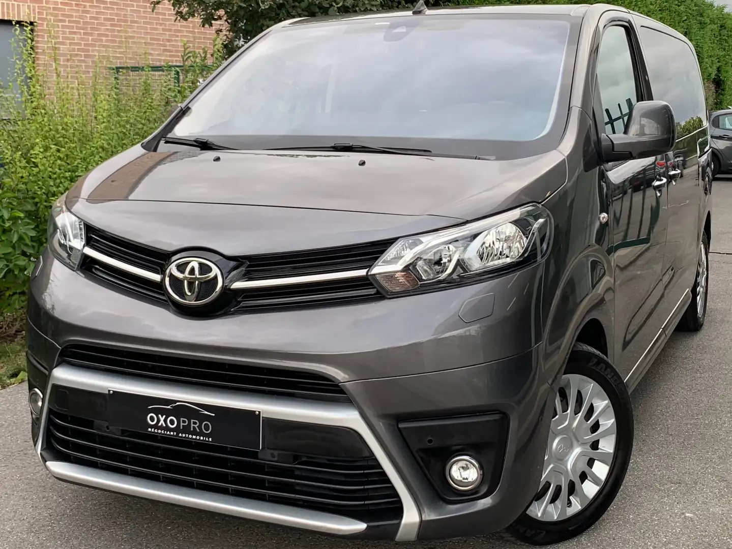 Toyota Proace Verso D-4D / 8 Places / Gps / Camera / KeyLess Gris - 1