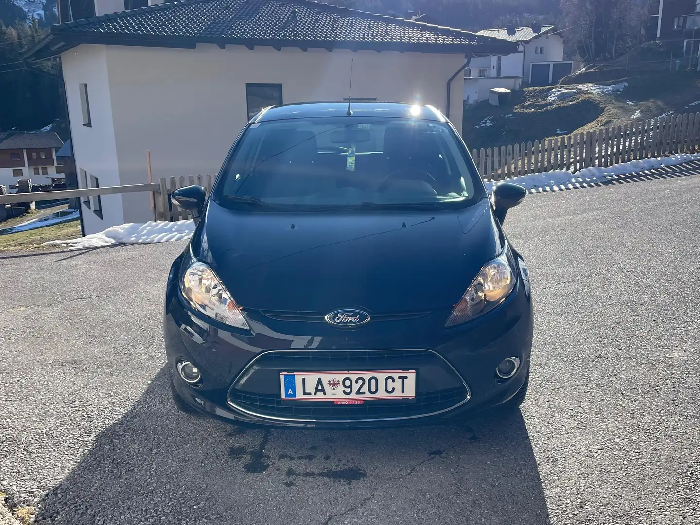 Ford Fiesta Fiesta Titanium 1,25 Titanium Schwarz - 2