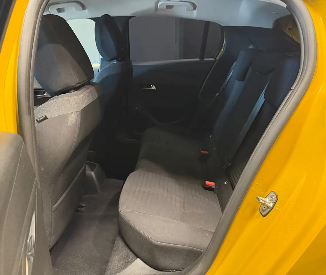 Peugeot 208 208 — photo 7