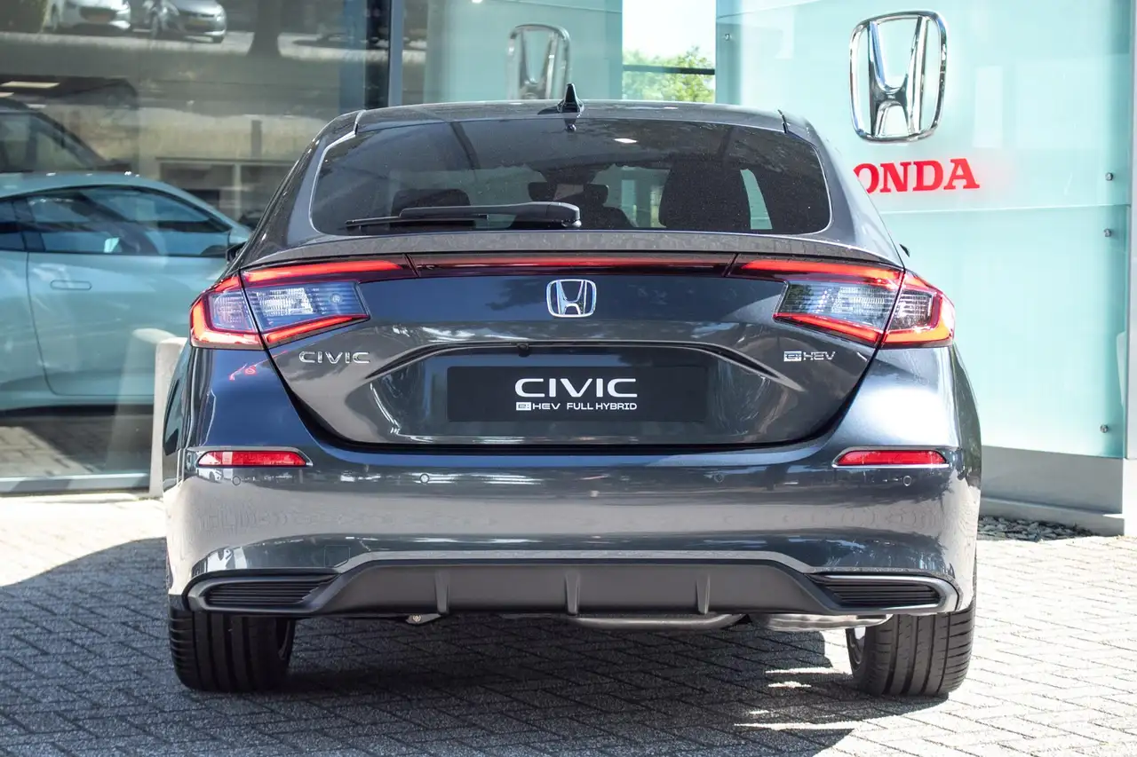 Honda Civic 2026 — фото 11