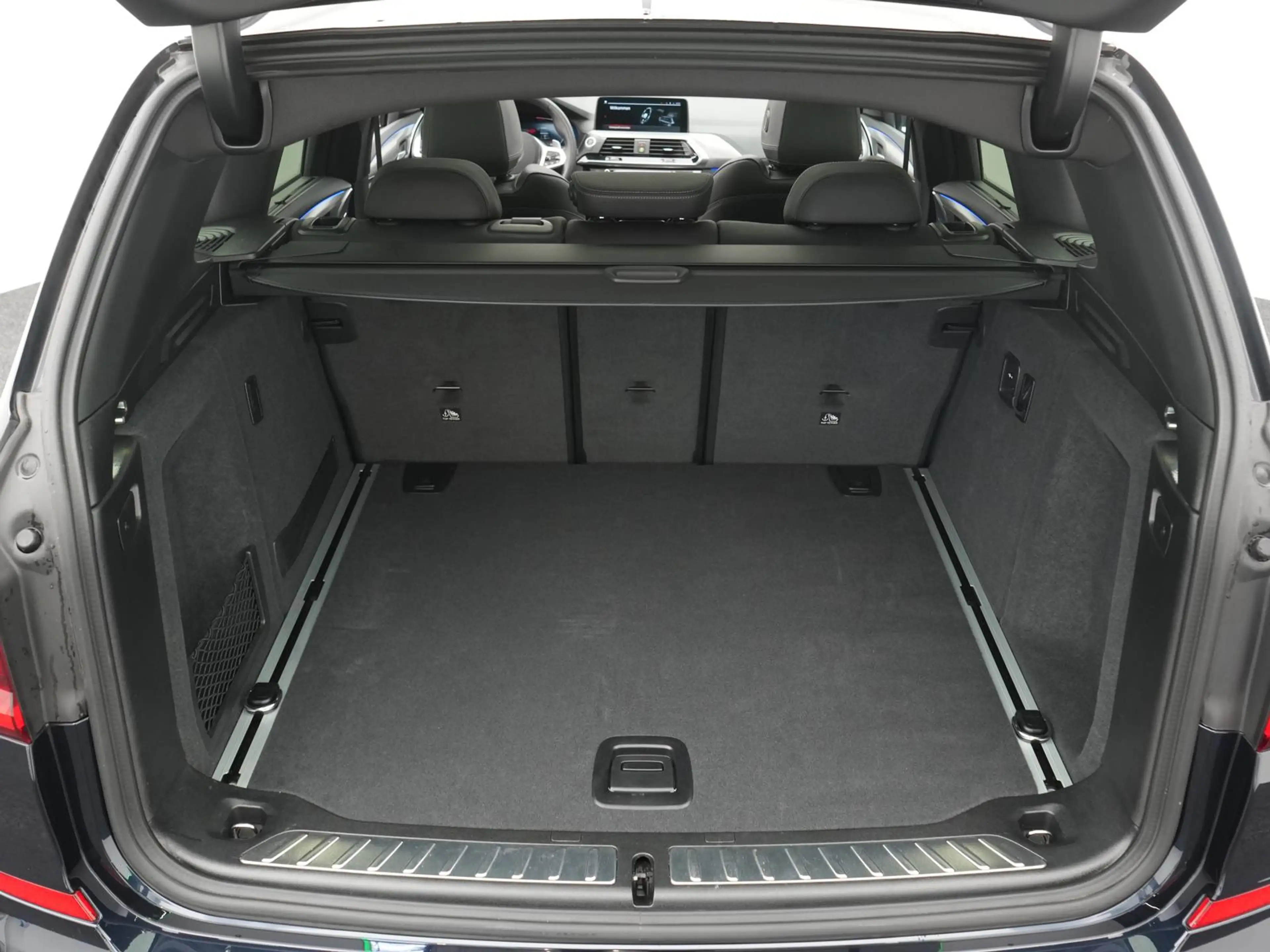 BMW X3 xDrive 20d M-Sport,PANO,AHK,HUD,TEMPO,MEMORY — photo 8