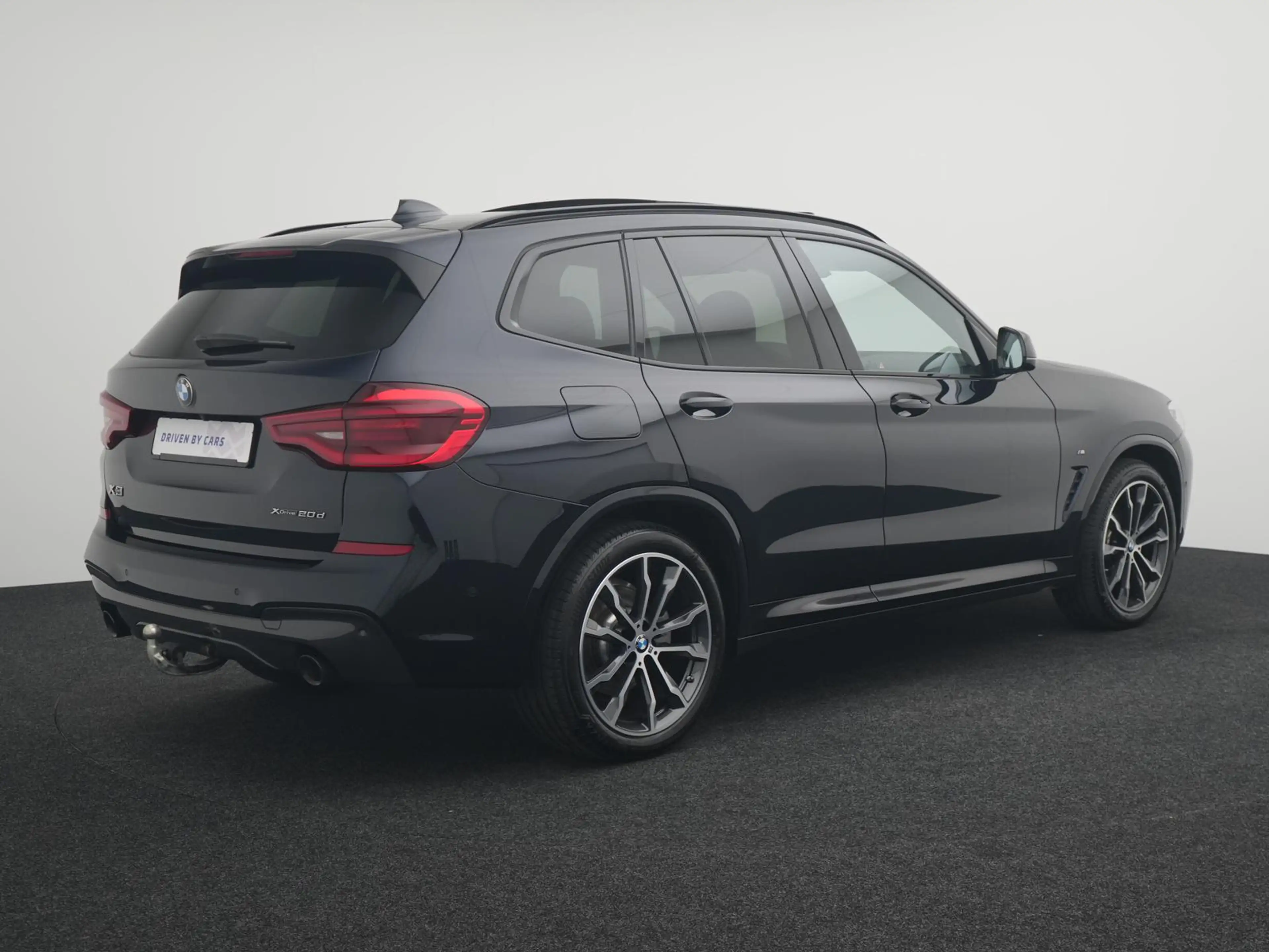 BMW X3 xDrive 20d M-Sport,PANO,AHK,HUD,TEMPO,MEMORY — photo 4