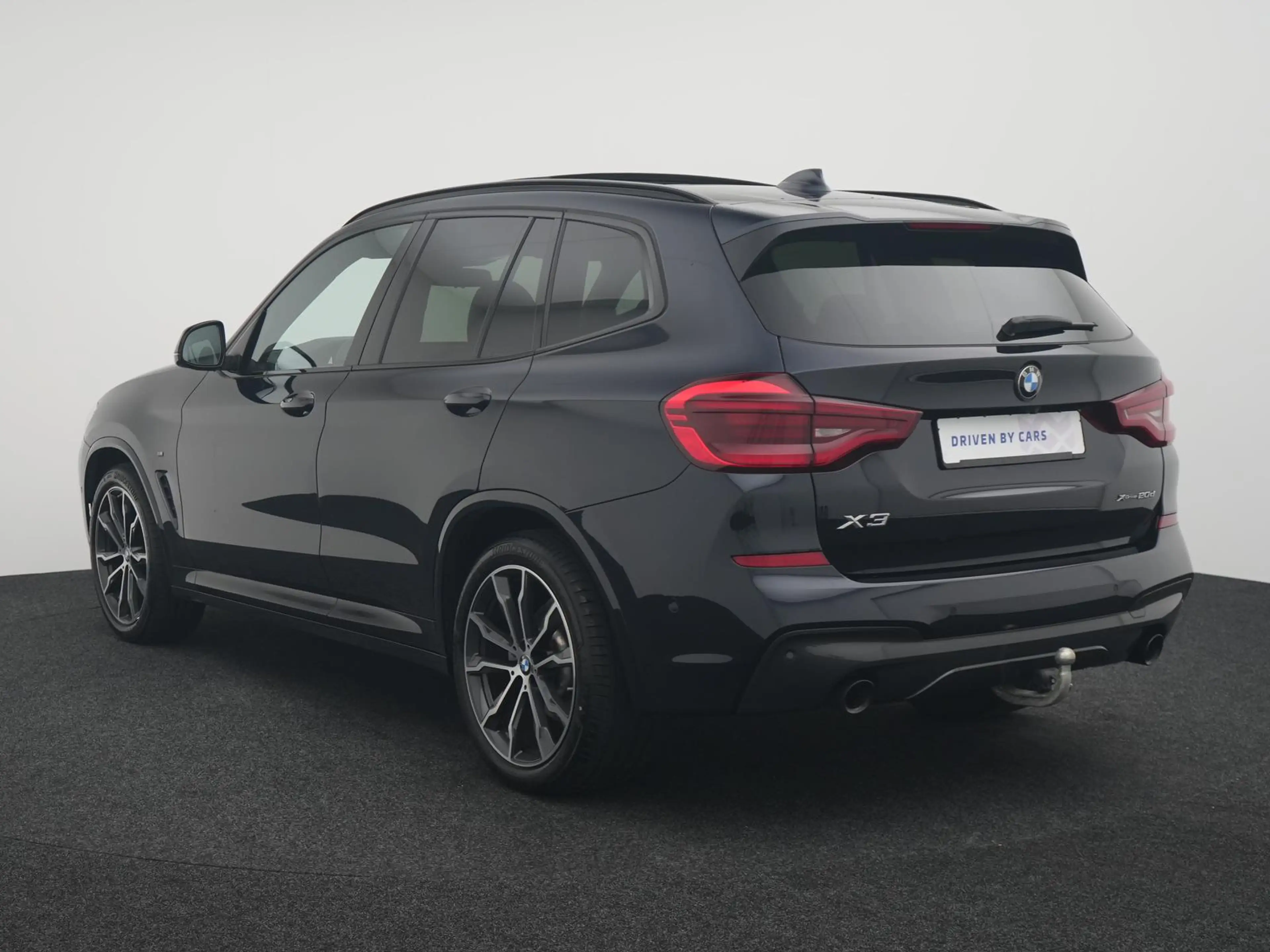BMW X3 xDrive 20d M-Sport,PANO,AHK,HUD,TEMPO,MEMORY — photo 3