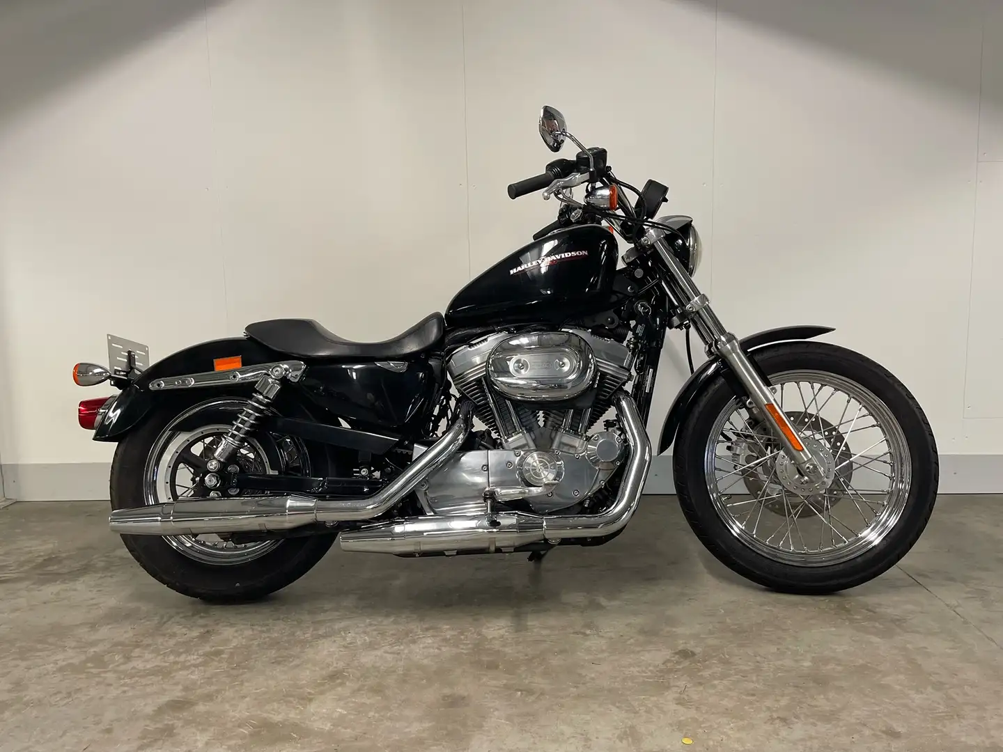 Harley-Davidson Sportster XL 883 XL883L SUPERLOW Schwarz - 1