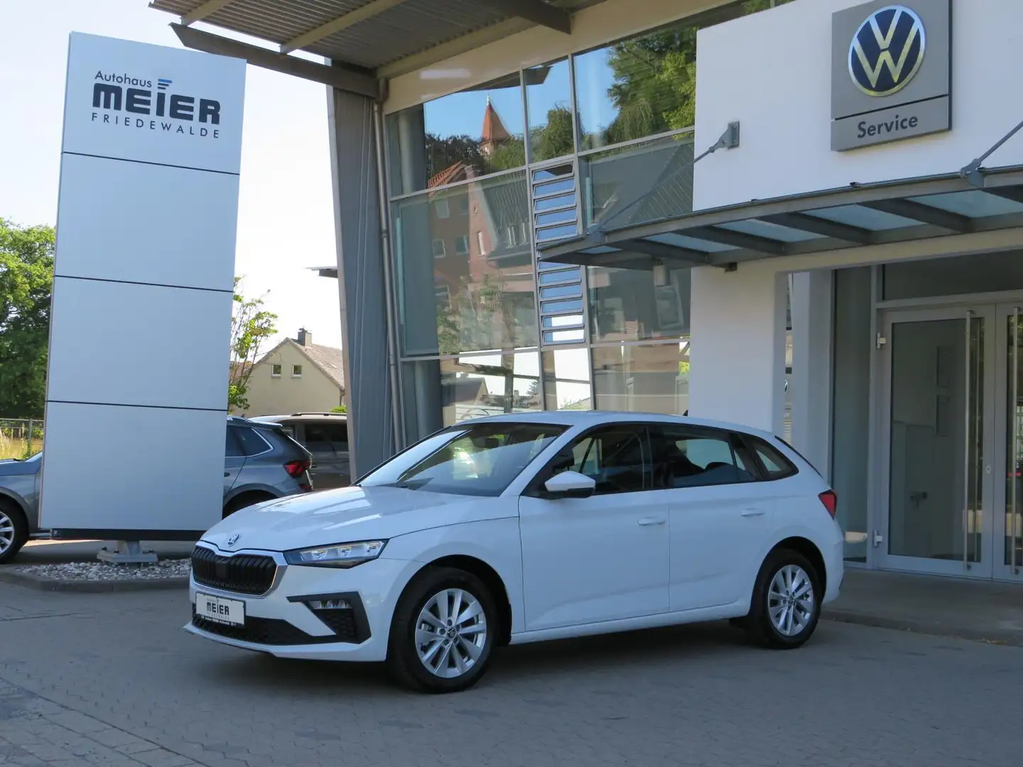 Skoda Scala Selection 1.0 AHK Sitzheizung Einparkhilfe Weiß - 2