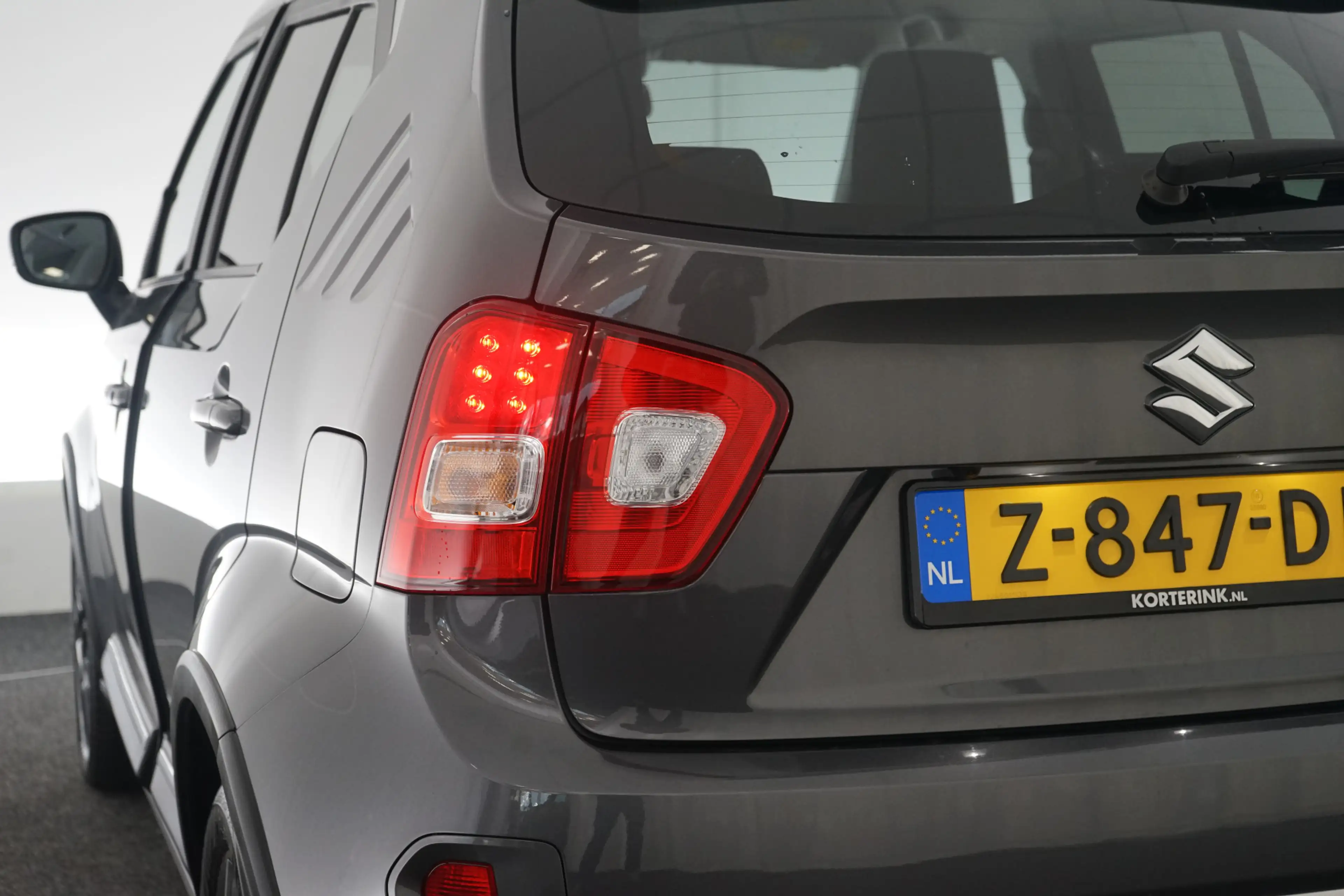 Suzuki Ignis 1.2 Smart Hybrid Style Keyless, Cruise, Camera, Na — photo 11