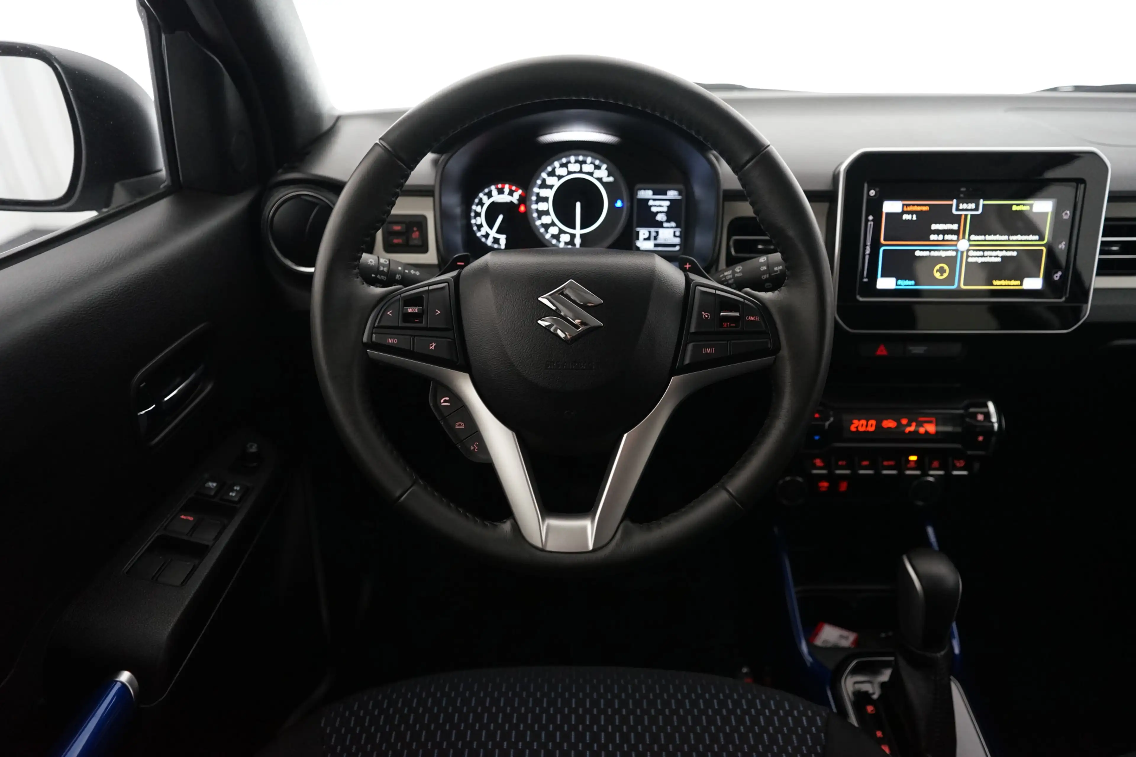 Suzuki Ignis 1.2 Smart Hybrid Style Keyless, Cruise, Camera, Na — photo 13