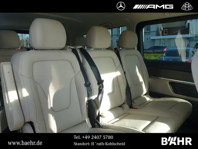 Mercedes-Benz V 300 view 9
