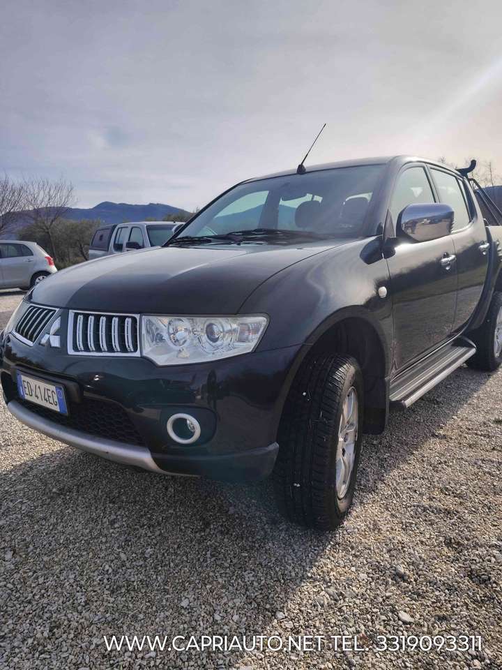 Mitsubishi L200 d.cab 2.5 di-d Intense