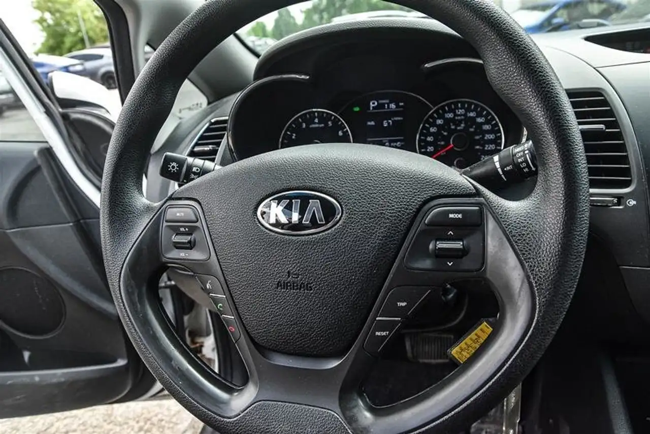 Kia Forte fotografie Kia Forte