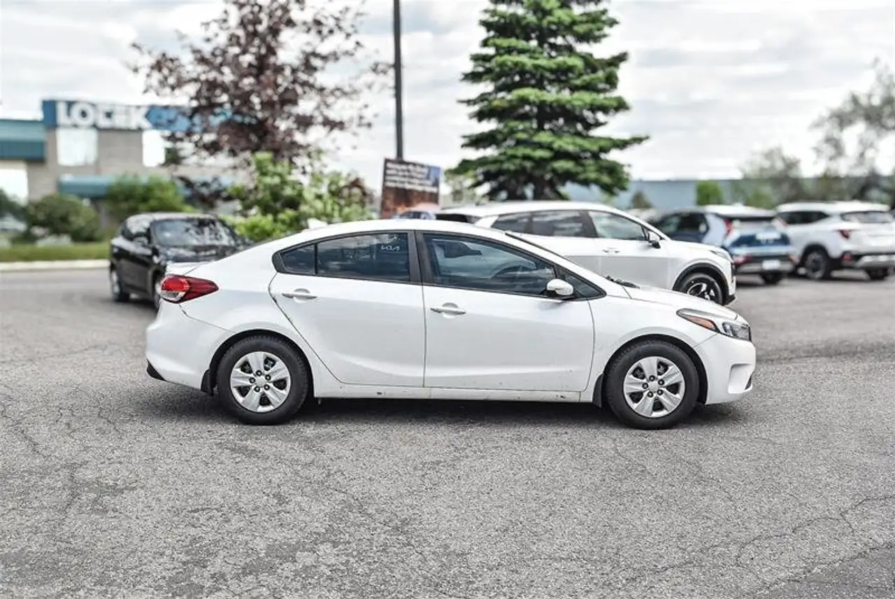 Kia Forte fotografie Kia Forte