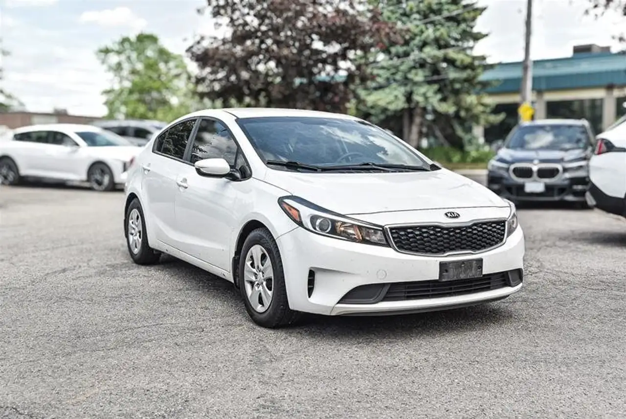 Kia Forte fotografie Kia Forte