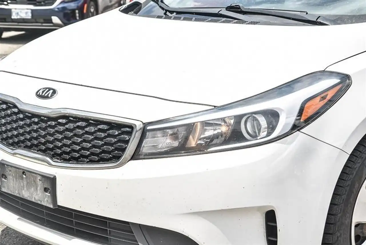 Kia Forte fotografie Kia Forte