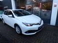 Toyota Auris 1.2T 5-Drs Nieuw 5.000 Km ! NIEUW !!! AIRCO ,CAMER Wit - thumbnail 2