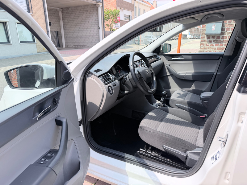 SEAT Toledo 1.2 I EDITION STYLE | Camera | Cruise | Navi — photo 5