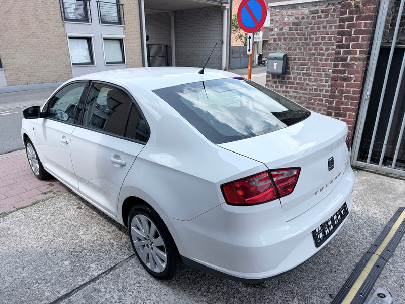SEAT Toledo 1.2 I EDITION STYLE | Camera | Cruise | Navi — photo 4