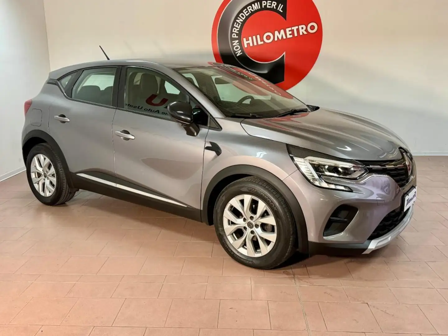 Renault Captur Blue dCi 115 CV EDC Business Unicoproprietario Grigio - 1