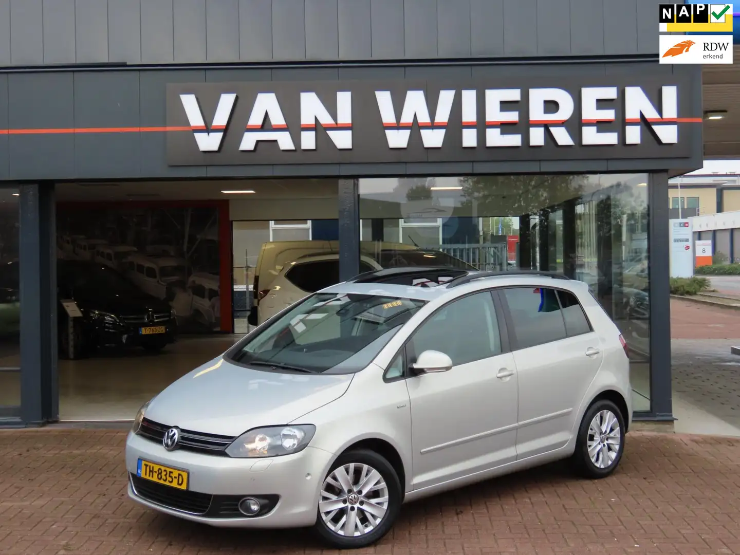 Volkswagen Golf Plus 1.4 TSI Highline Automaat Trekhaak Cruise Clima PD Grijs - 1