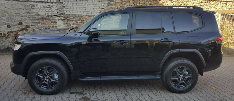 Toyota Land Cruiser 300+GAZOO Racing SPORT+415HP+VOLL+NEU+EU.reg — photo 7