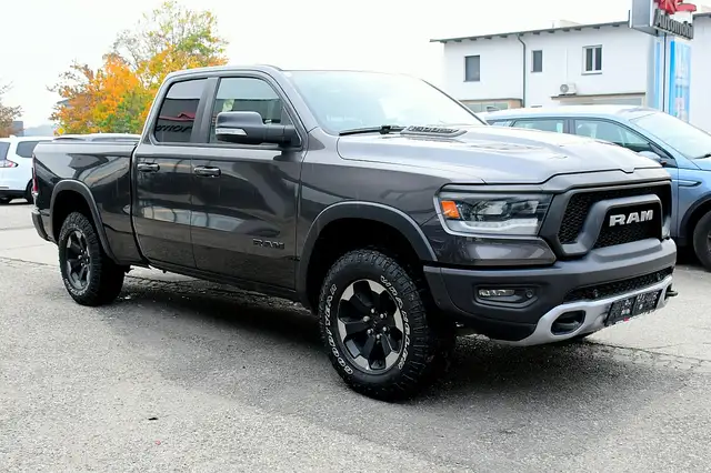 Dodge RAM RAM 1500  Quad Cab Rebel Ansicht 3