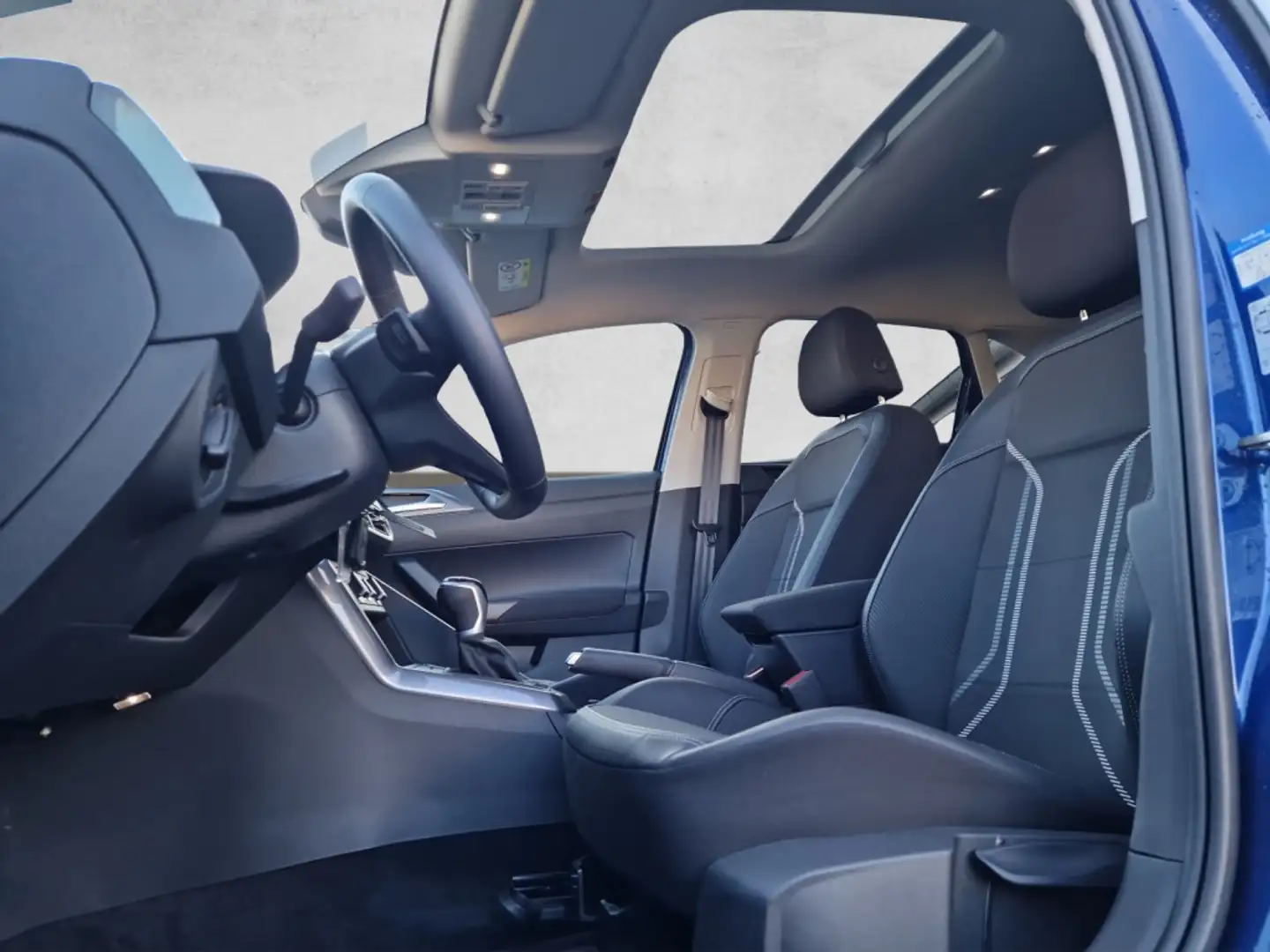 Volkswagen Taigo Style Pano Beats Kamera Carplay Matrix IQ plava - 2