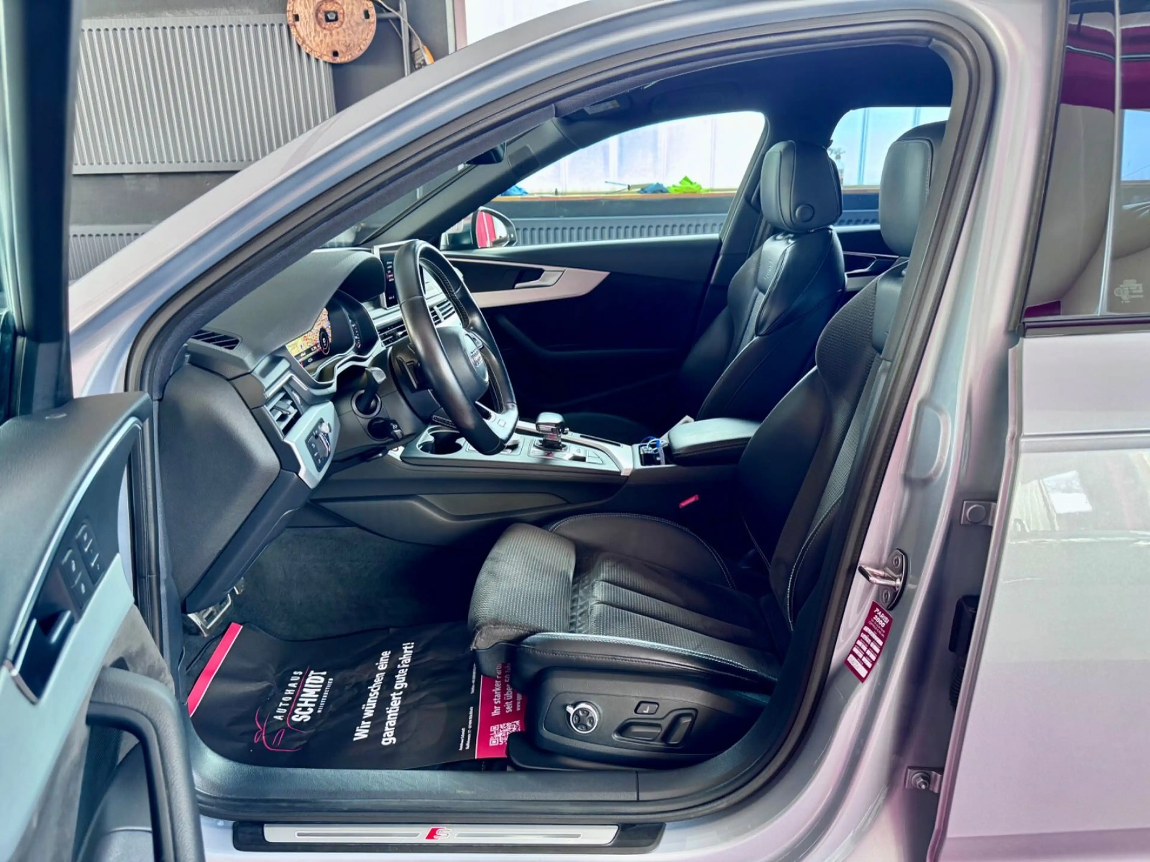 Audi S4 Avant 3.0TFSI HeadUp Virtual B&O KeylesGo 19 — photo 10
